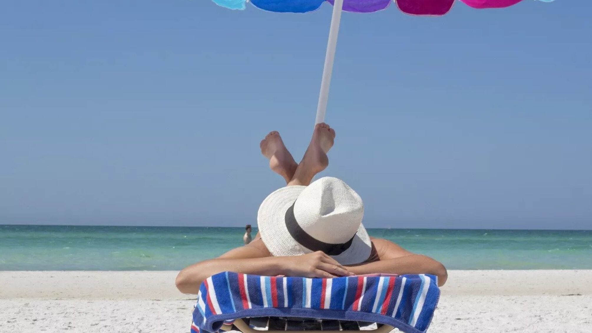 Искать новых друзей, поздравлять тренеров и загорать голышом: праздники и приметы 19 июля