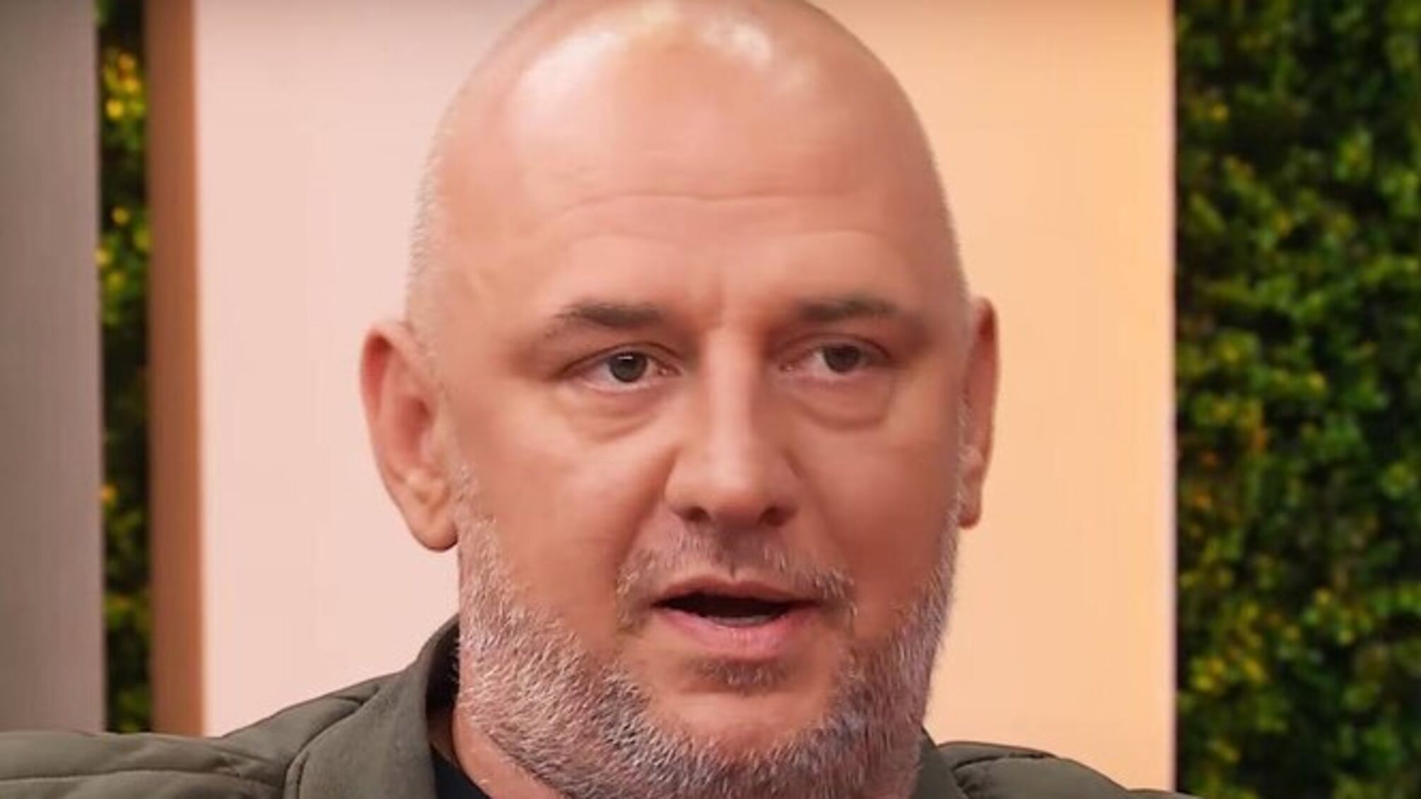 Потапа заметили на отдыхе в Дубае с компанией россиян