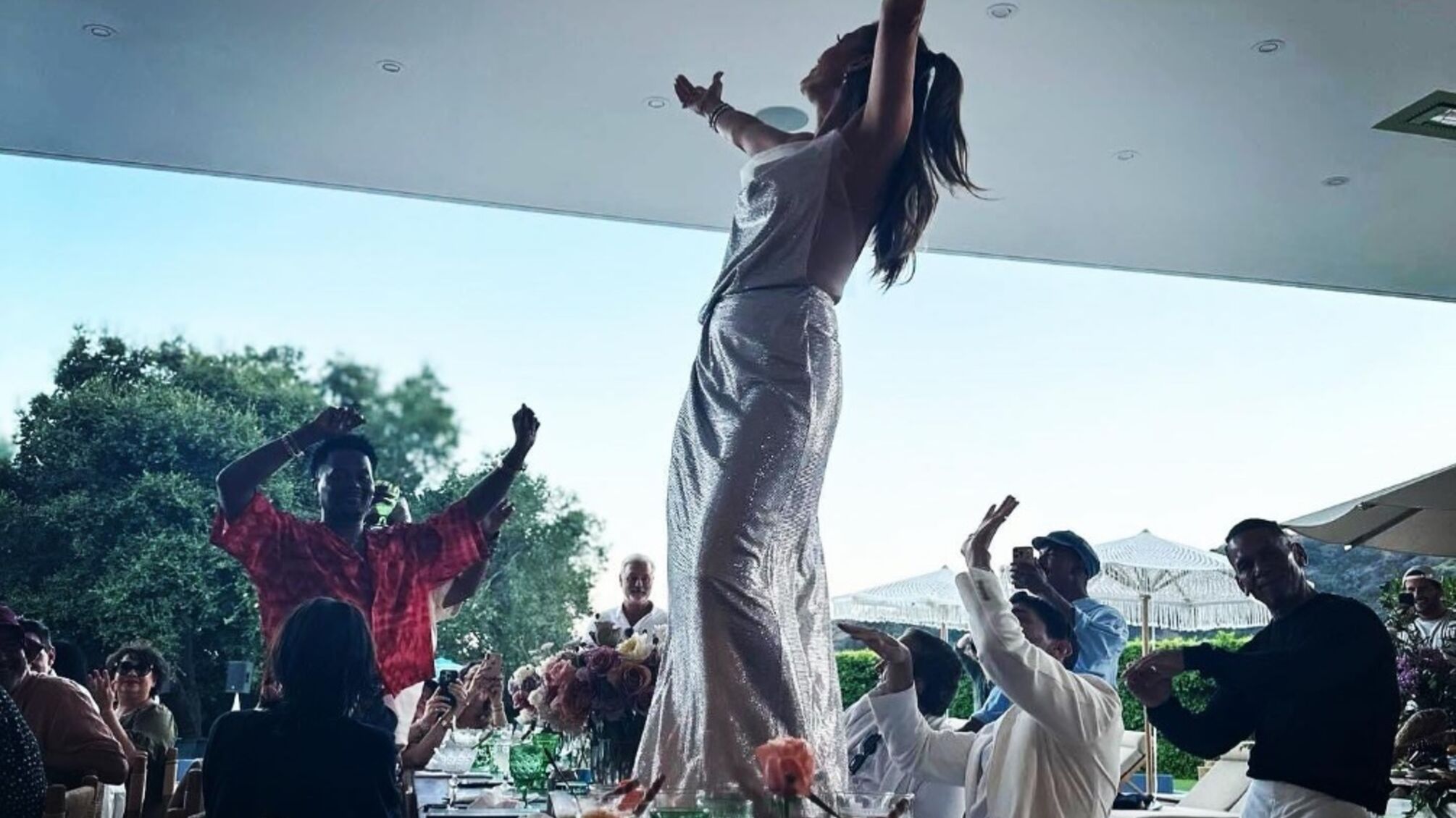 Святкування дня 54-го народження Дженіфер Лопес