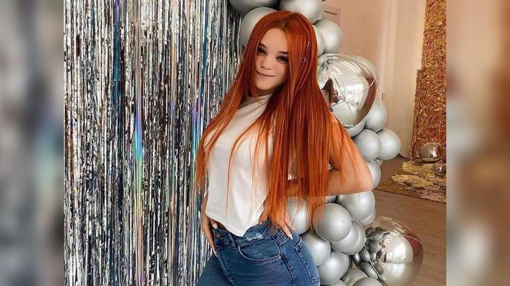 Мерседес купила, а теперь и права получила: Верба похвасталась правами