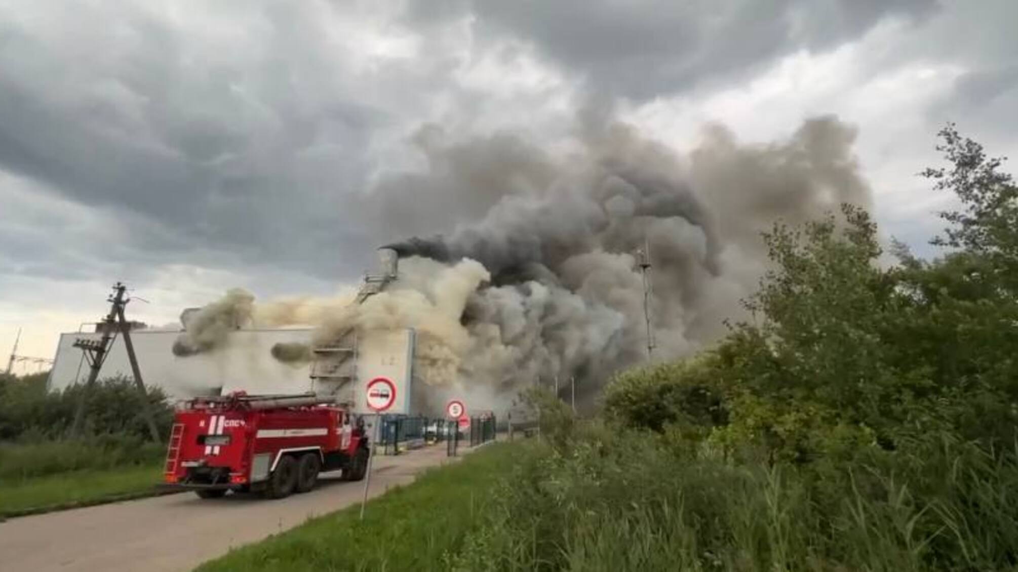 У Великому Новгороді горить ТЕЦ