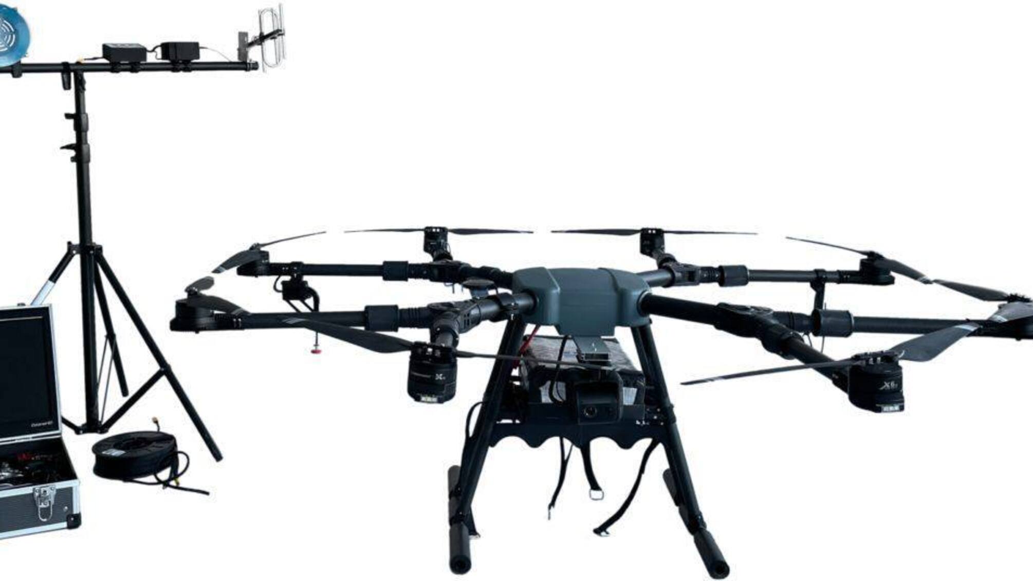 Дрон-камикадзе 'Большой Бандерык': в Минобороны Украины презентовали БПЛА украинского производства