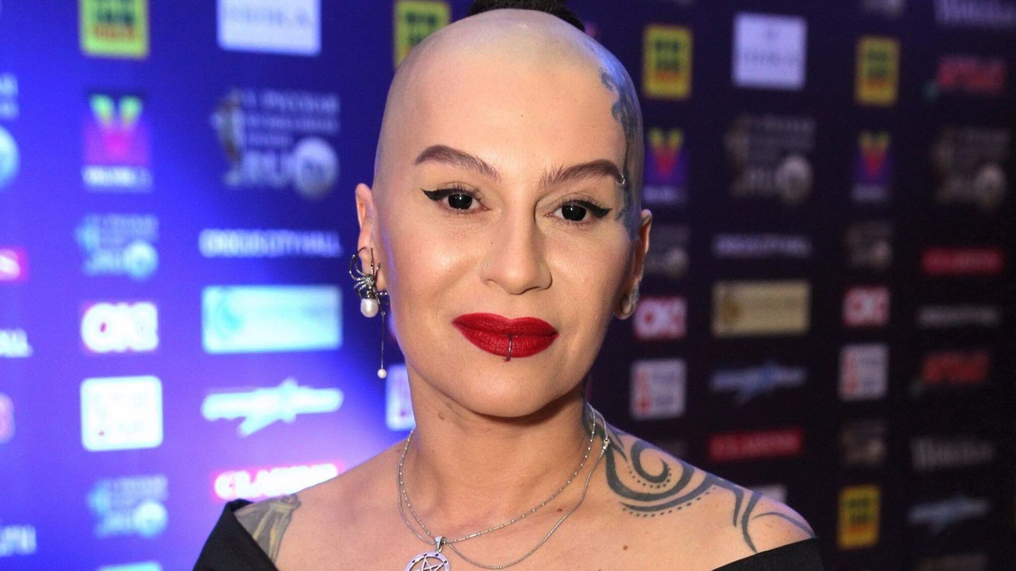 Тур на підтримку України виявився пранком: псевдо 'United24' намагалися надурити співачку Нарґіз 