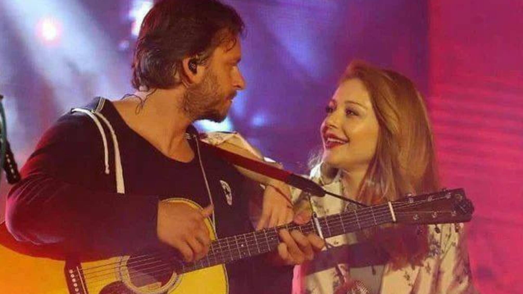 Тіна Кароль заінтригувала фліртом з гітаристом