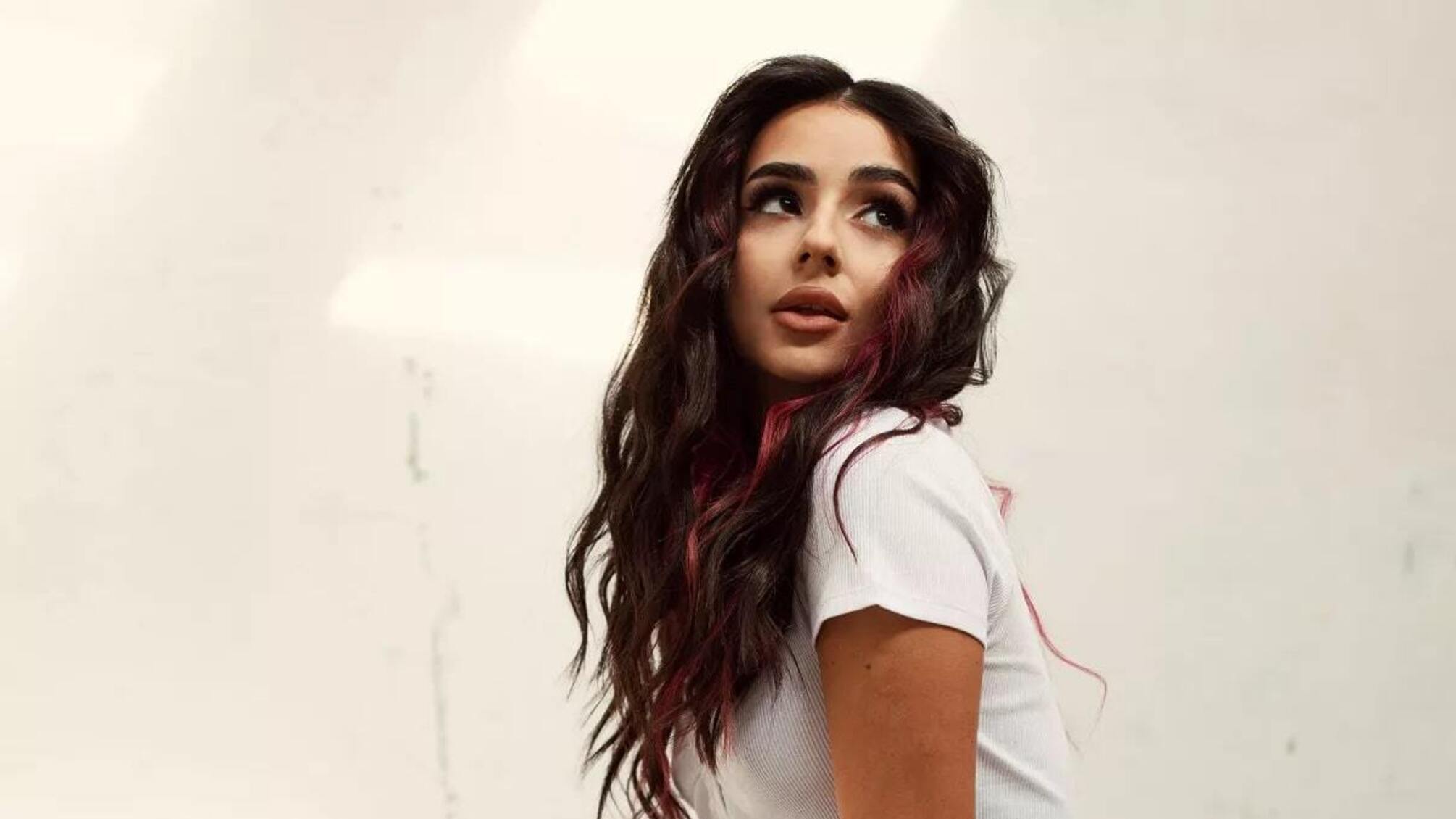 Анна Трінчер