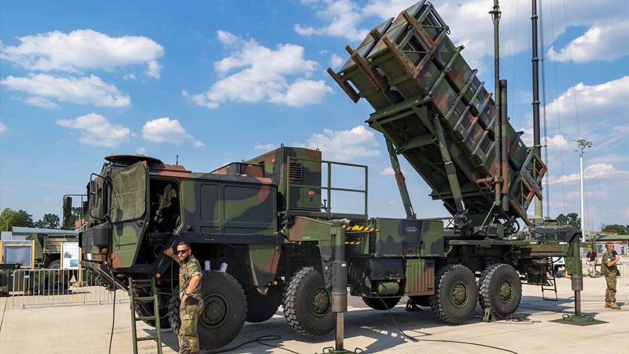 Германия передала Украине еще две пусковые установки ЗРК Patriot