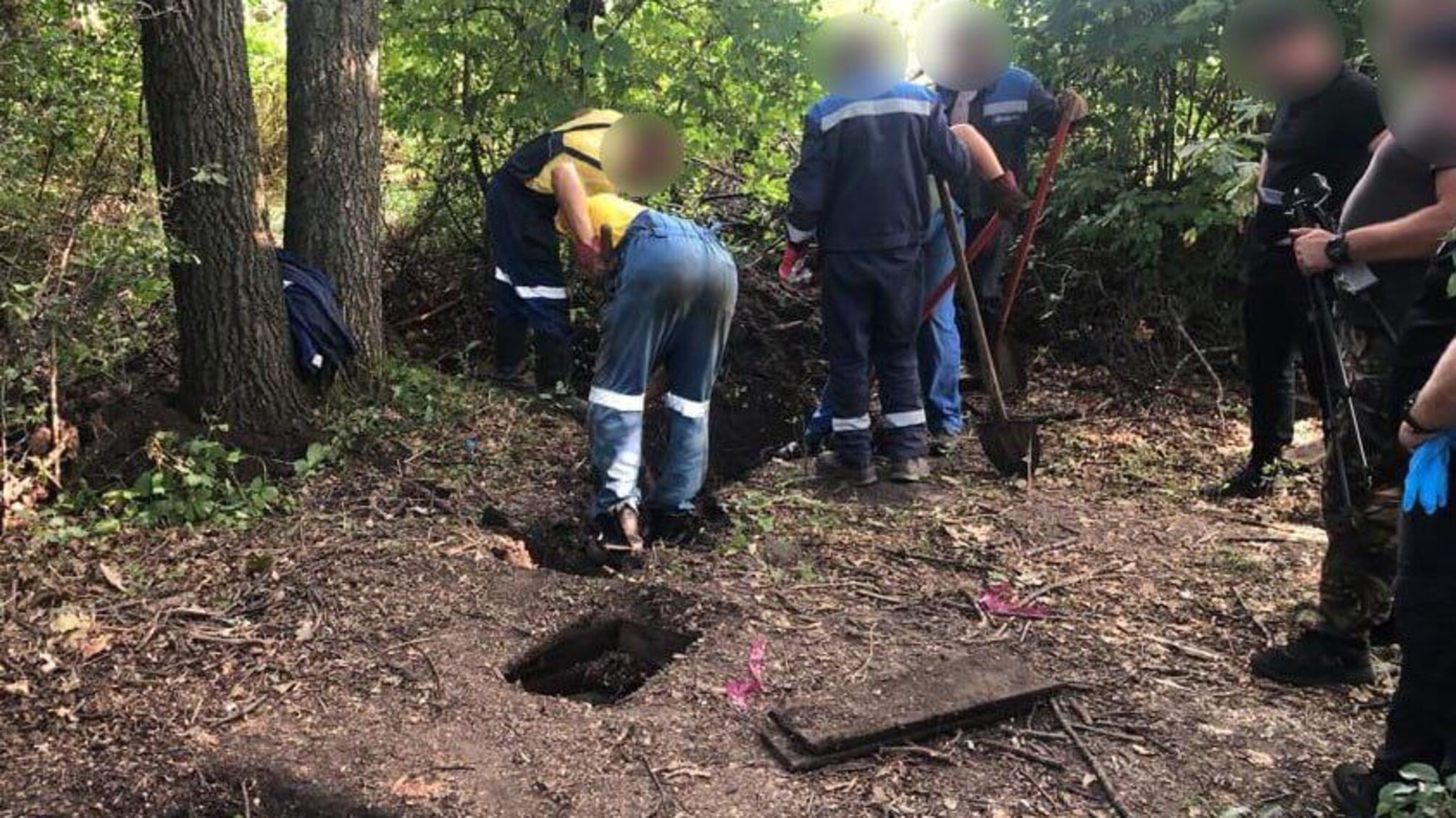 На Полтавщині затримали злодіїв, які крали нафту з трубопроводу