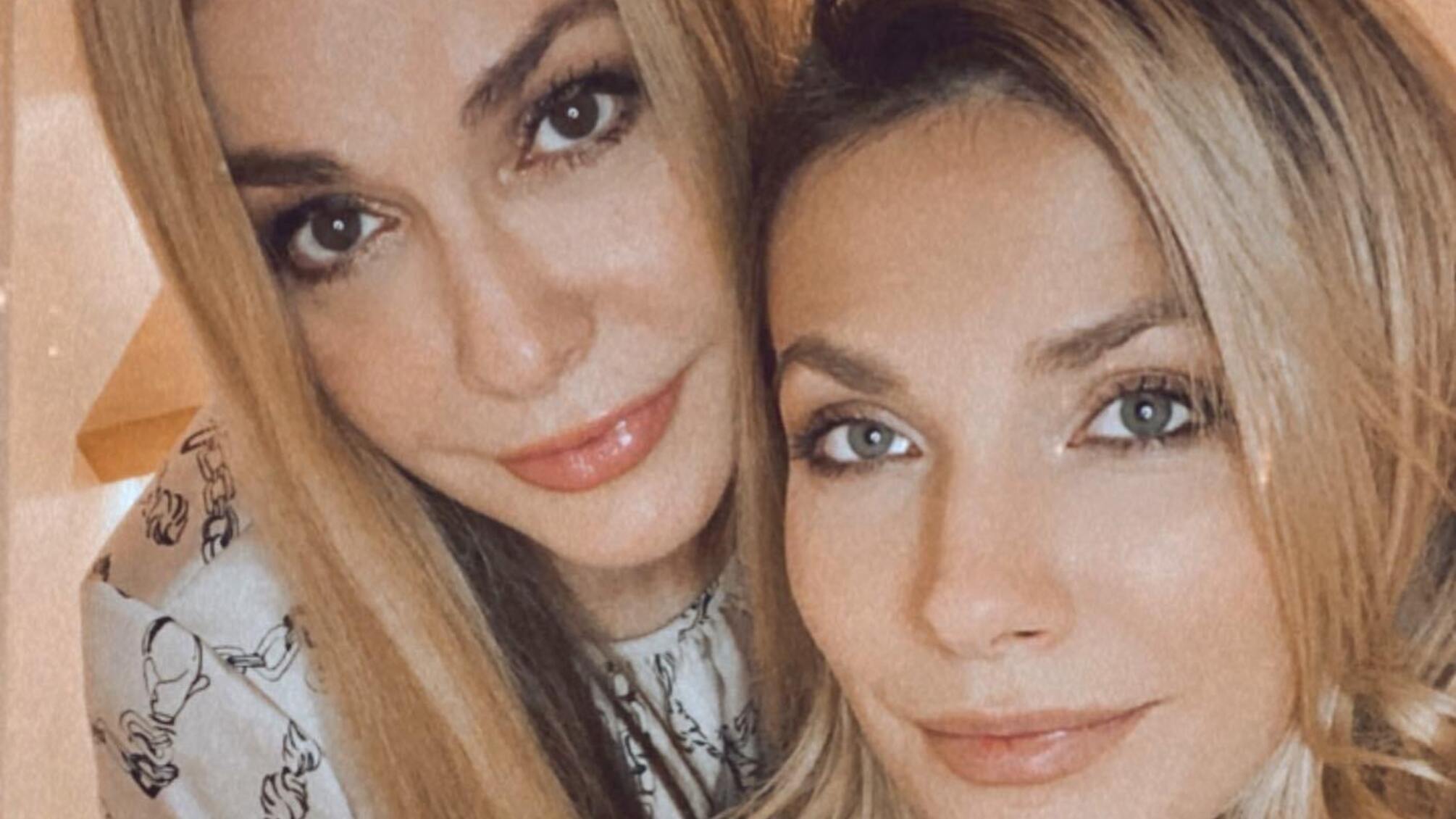 Ольга Сумська – під обстрілами, а донька Антоніна – на презентації у Москві