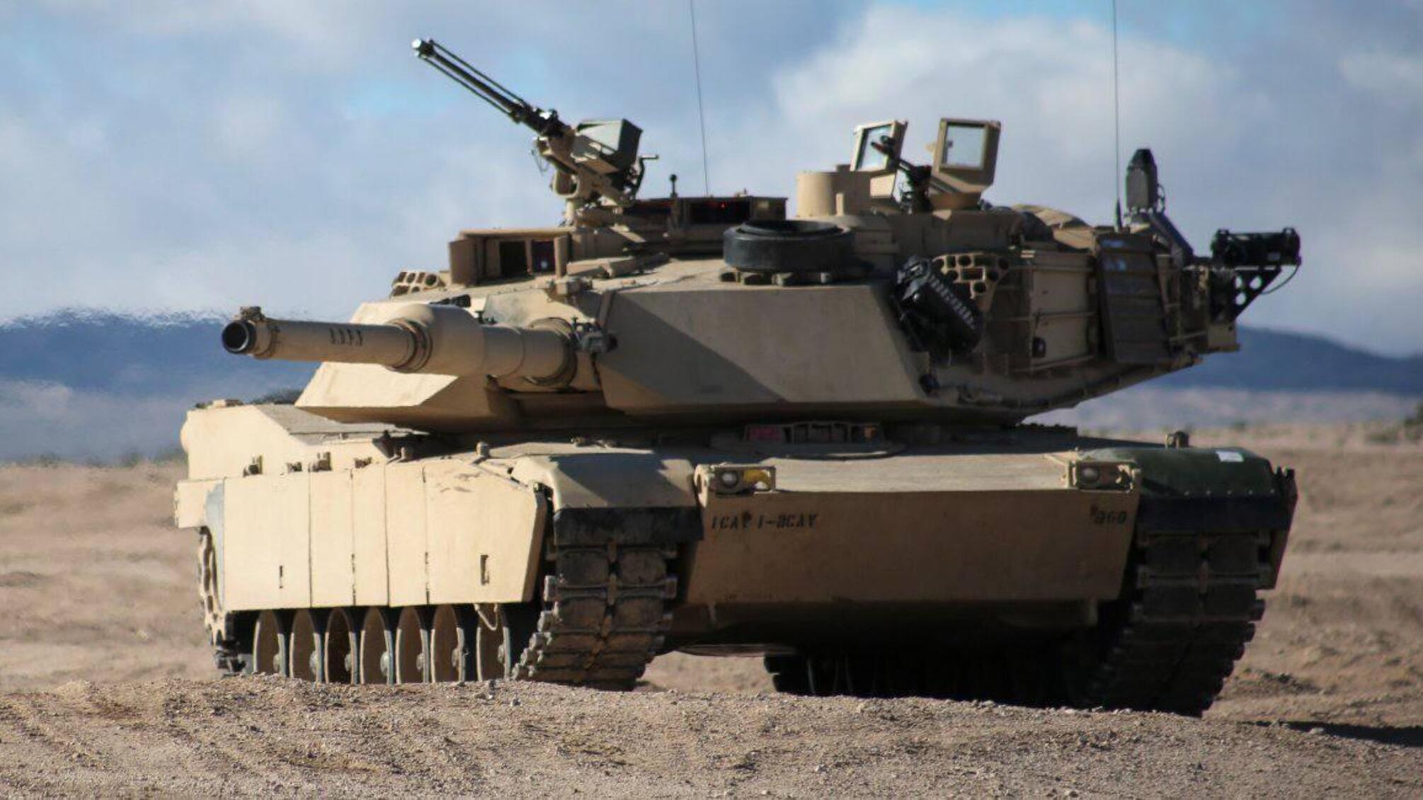 У росіян немає шансів: в Україну прибула перша партія танків Abrams