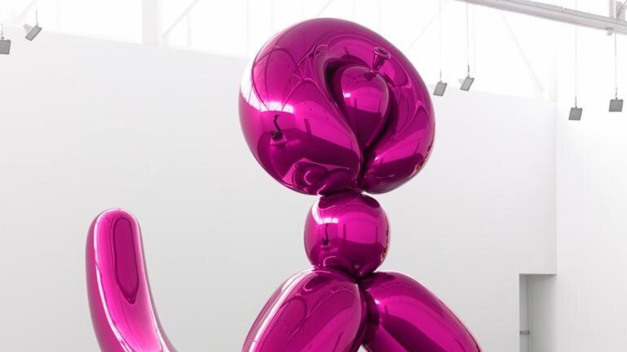 Скульптуру 'Мавпа з повітряних куль' продано на аукціоні Christie’s за $11,5 млн