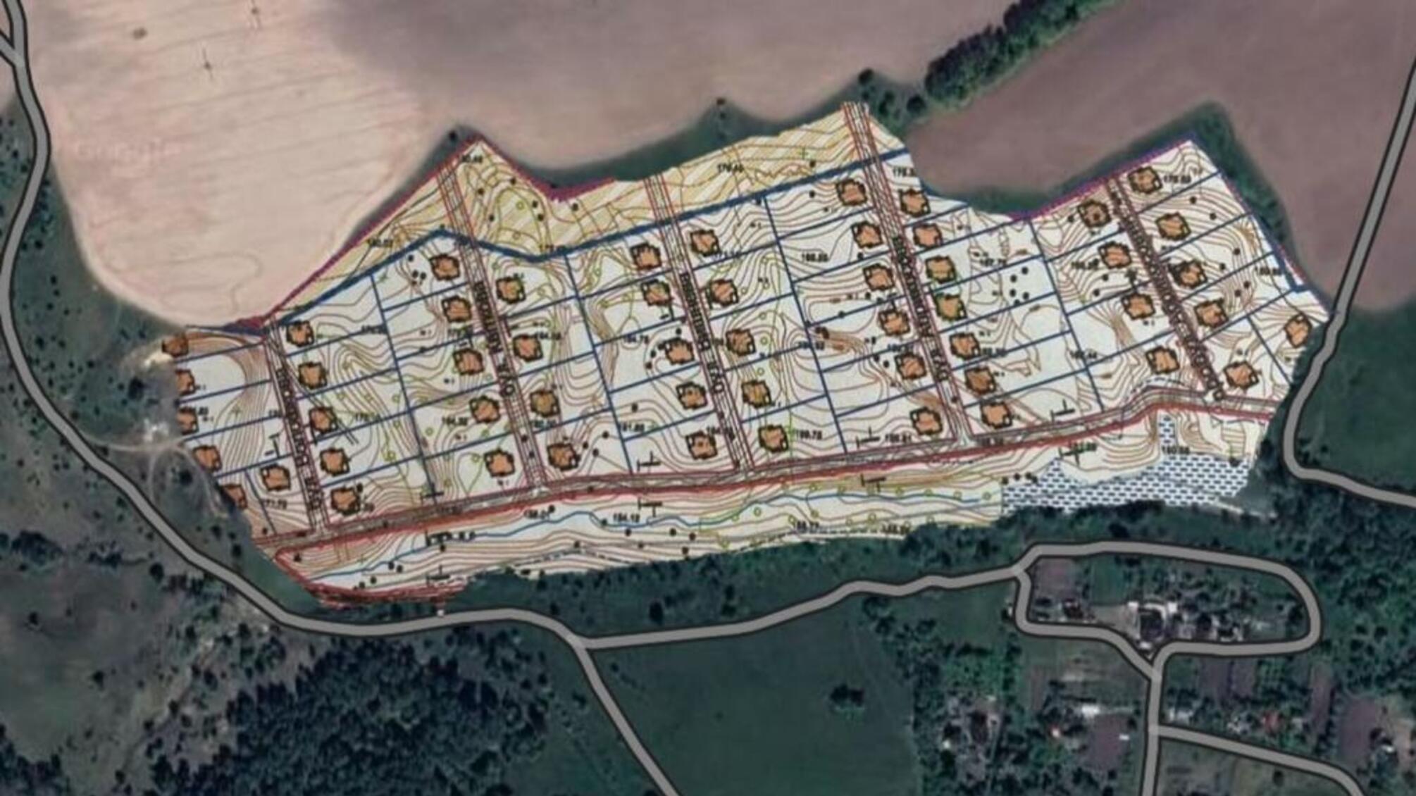 Ради строительства на сельхозугодьях высушили озеро и сравняли холмы