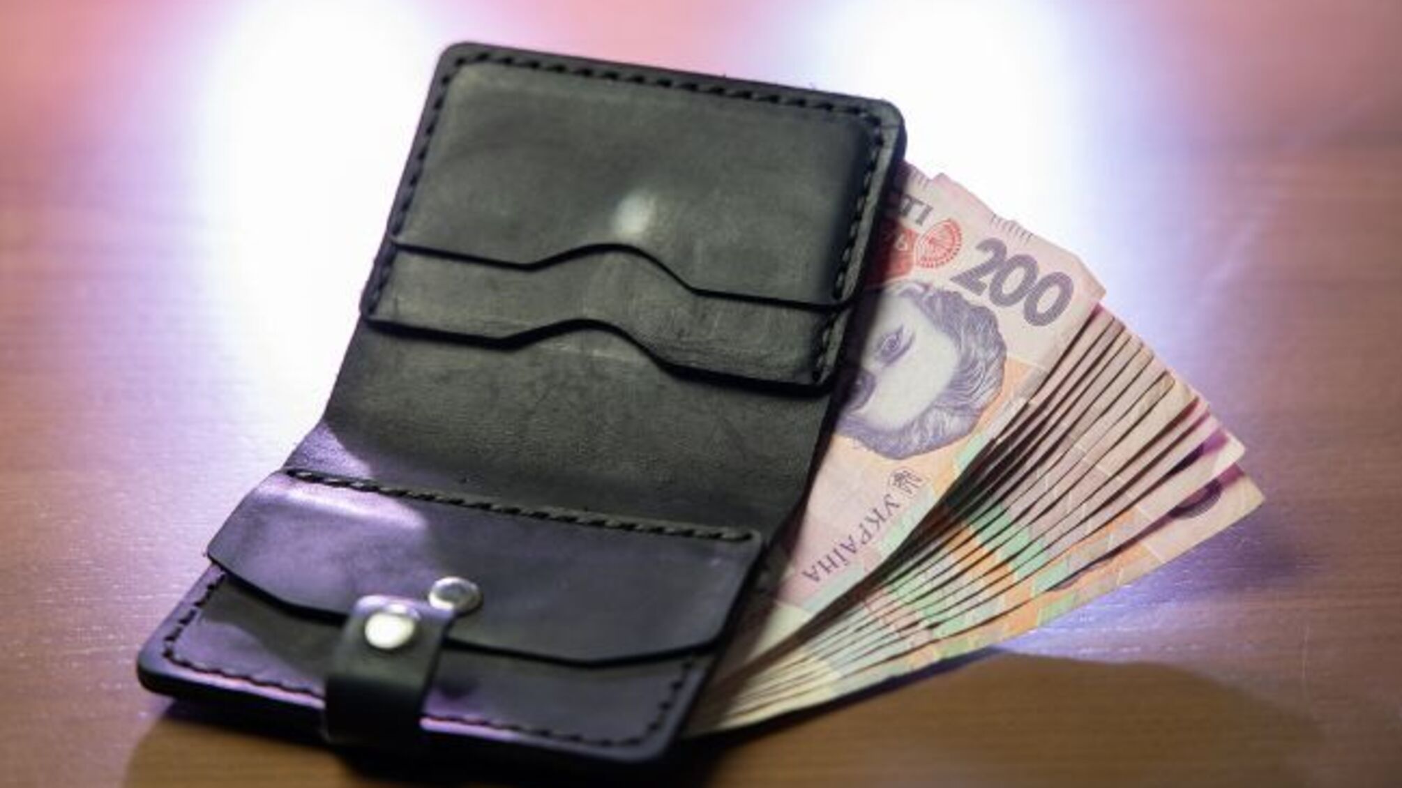 Із 1 жовтня в Україні не прийматимуть деякі купюри та монети