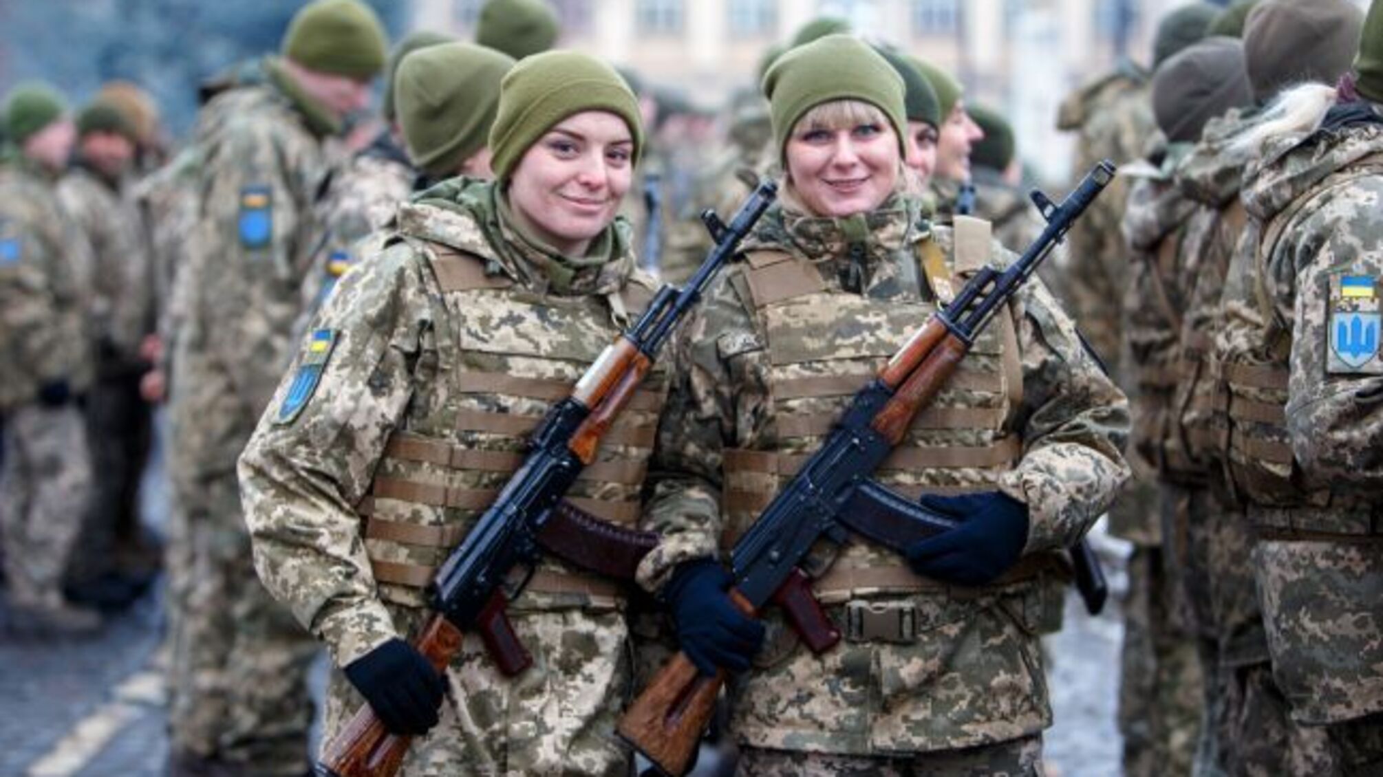 В Україні обмежать виїзд для жінок: хто не зможе перетнути кордон