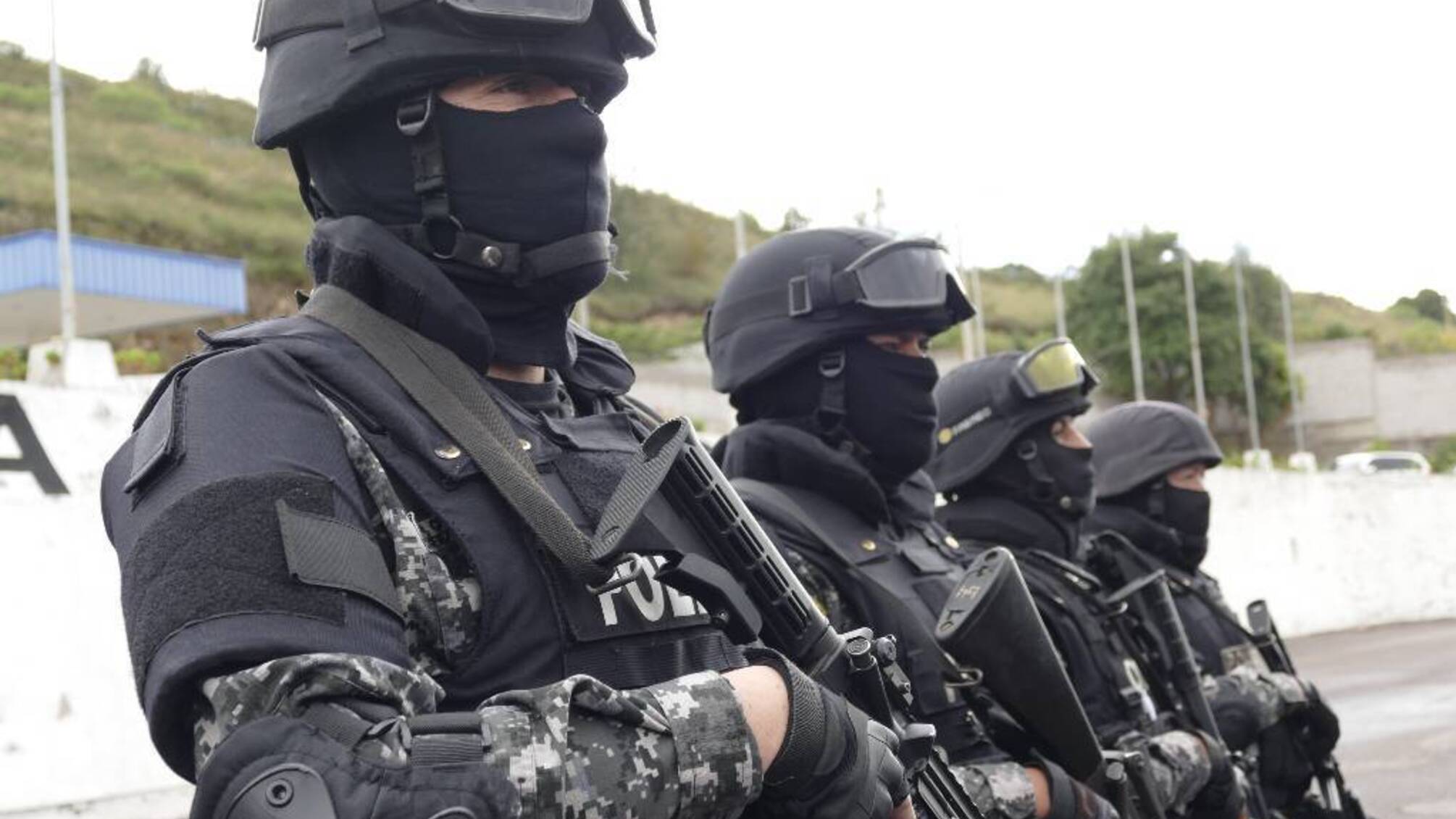 После захвата телетрансляции в Эквадоре объявили 'внутренний вооруженный конфликт'
