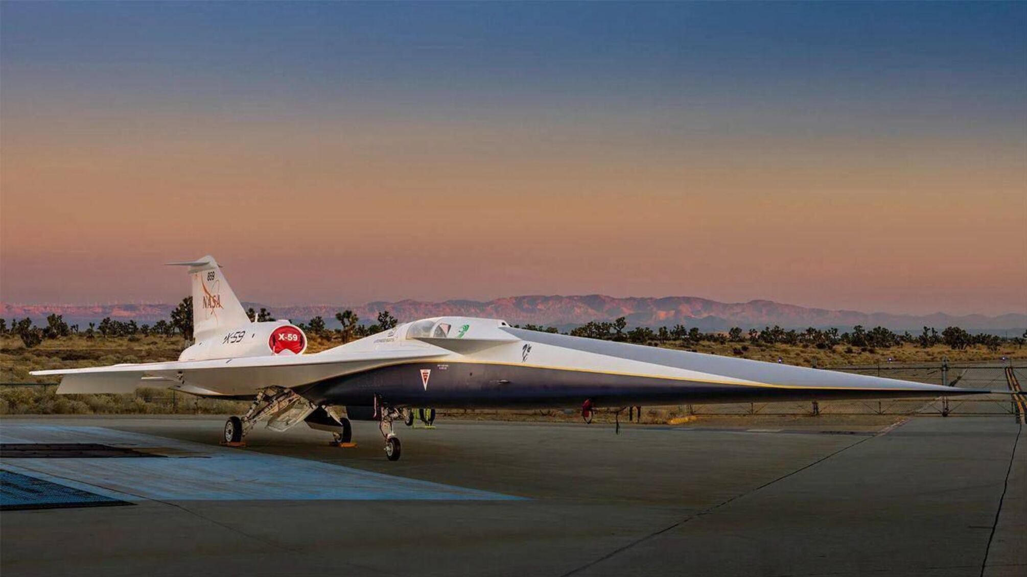 В Калифорнии представили экспериментальный сверхзвуковой самолет X-59 Quesst