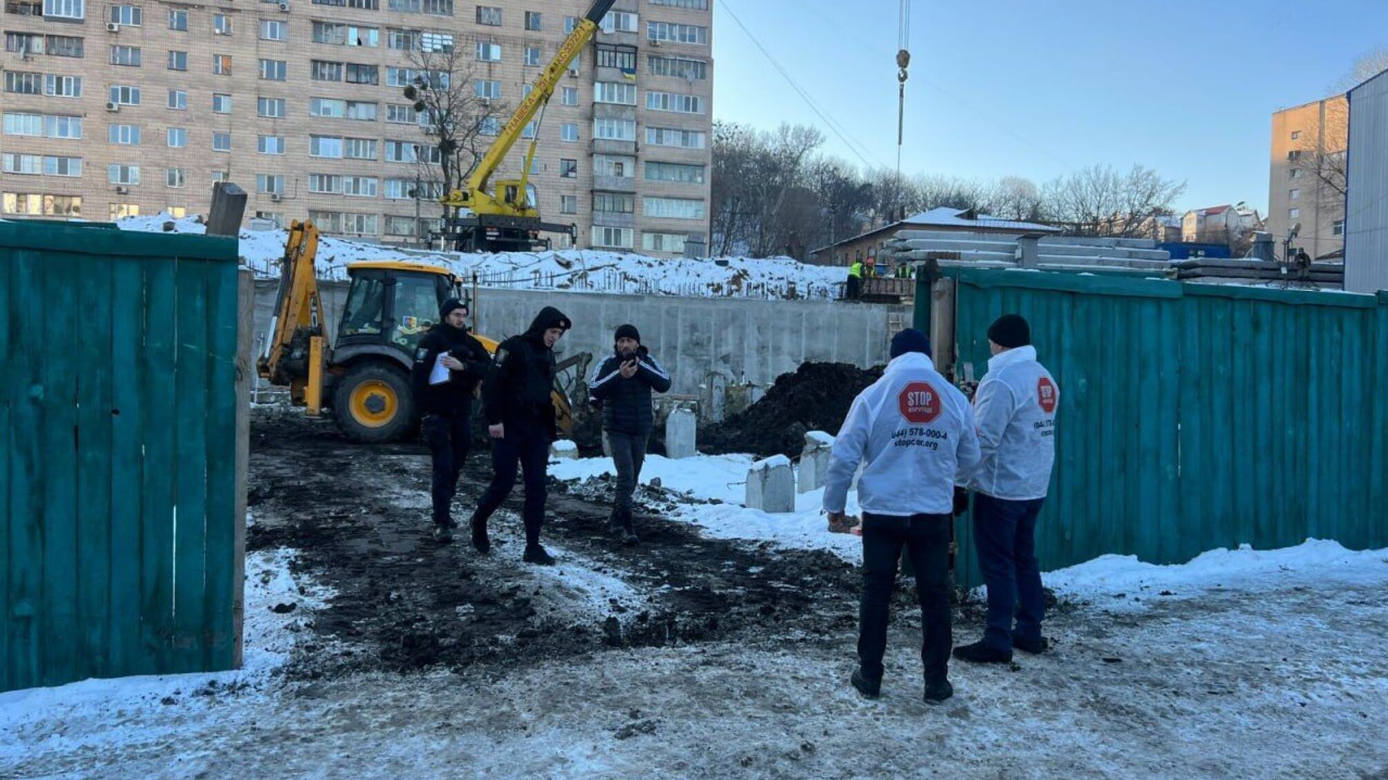 Попри санкції: фірма Єрмолаєва забудовує Протасів Яр - поліція зафіксувала незаконні роботи