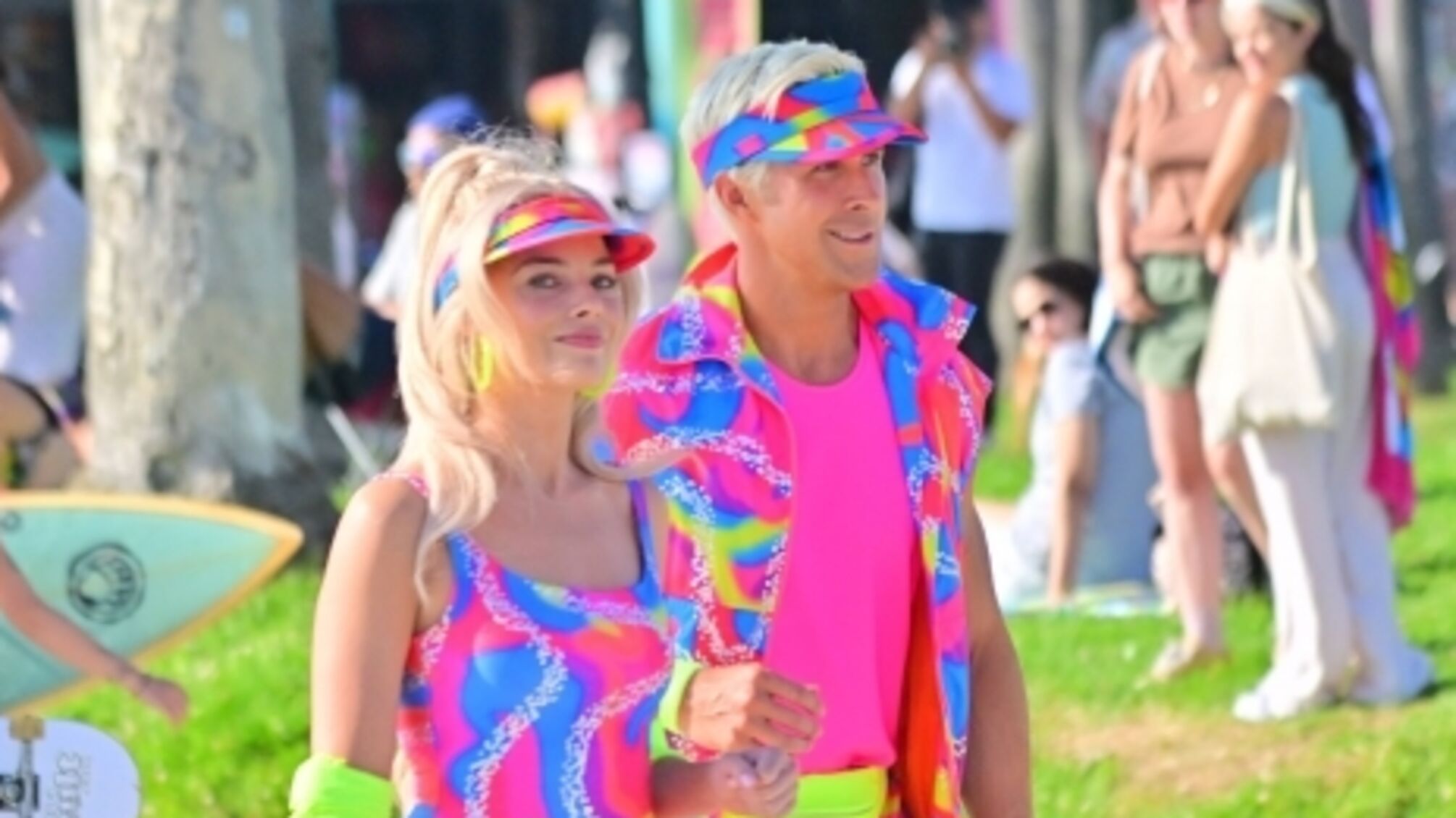 Актор вважає, що його образ може дискредитувати його, як батька