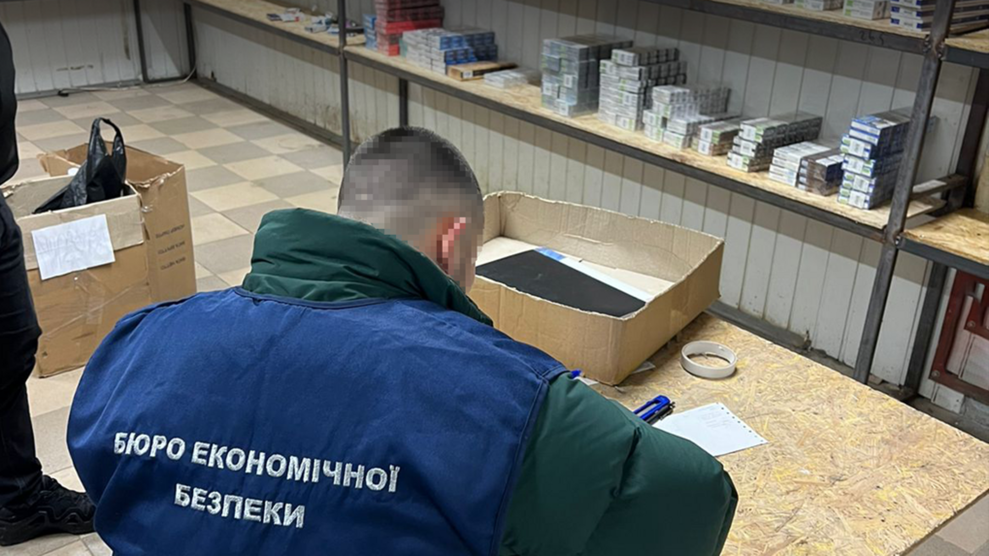 На Харківщині викрили мережу нелегального продаж сигарет через Telegram