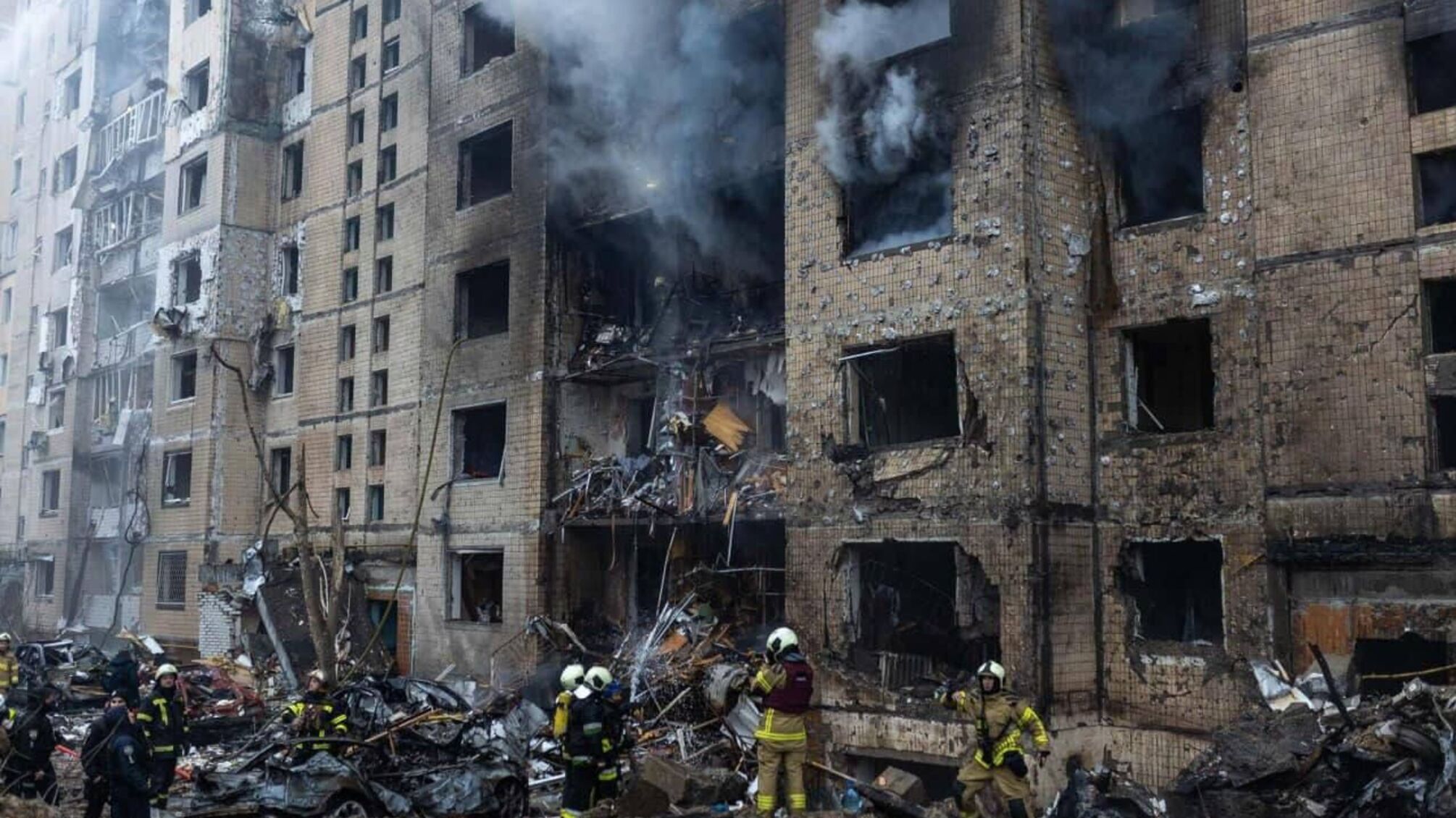 Россияне массово обстреляли Украину