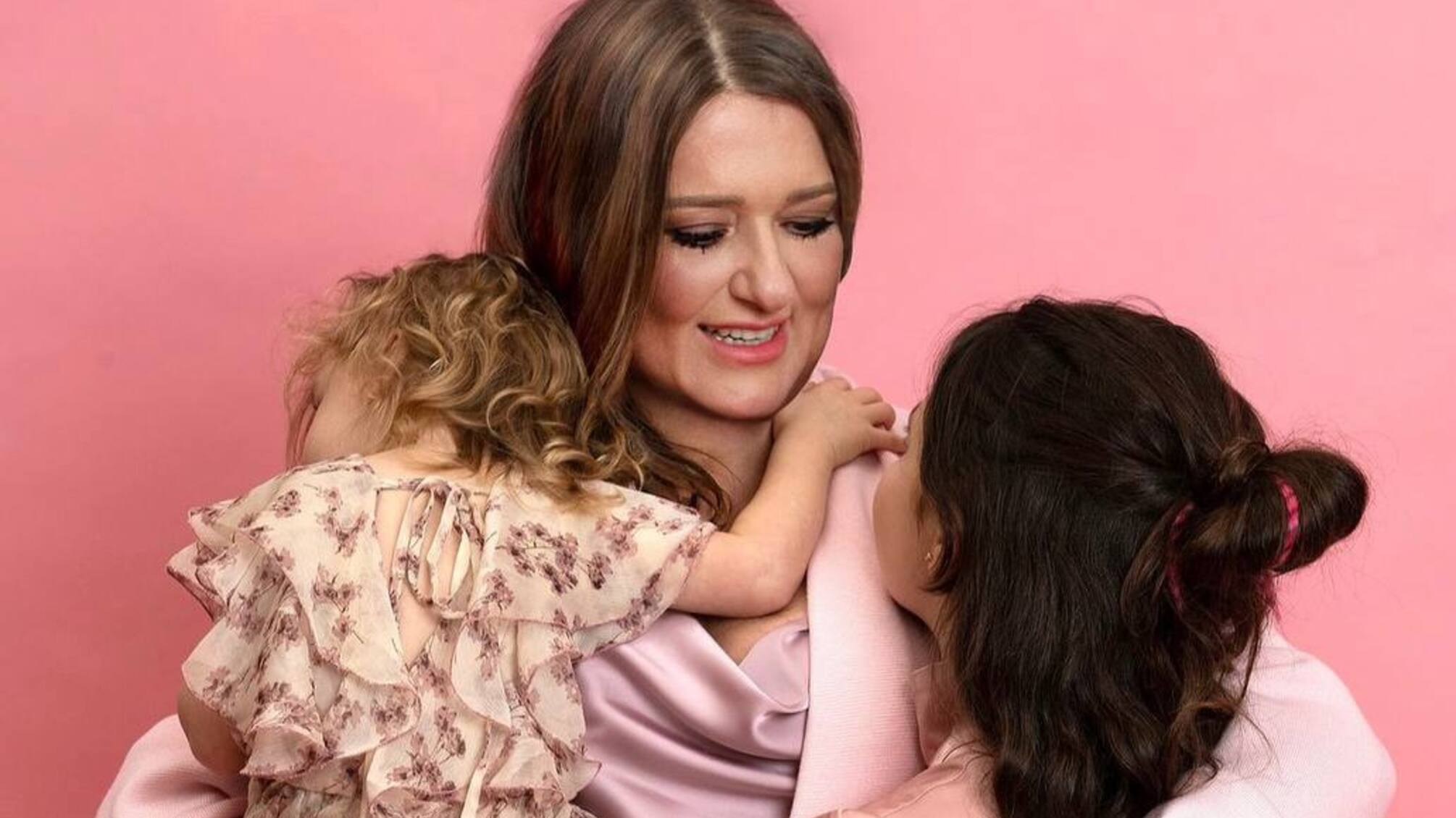 Наталья Могилевская с детьми