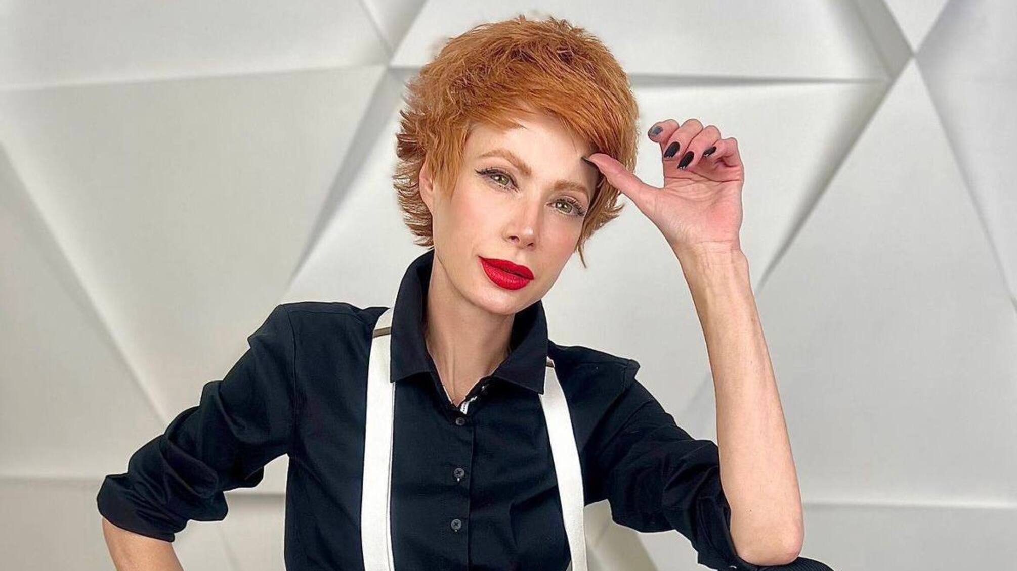 Олена-Христина Лебідь