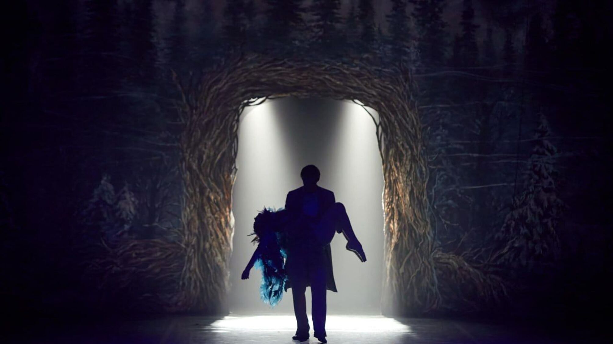 Рекордные распродажи на уникальную классику