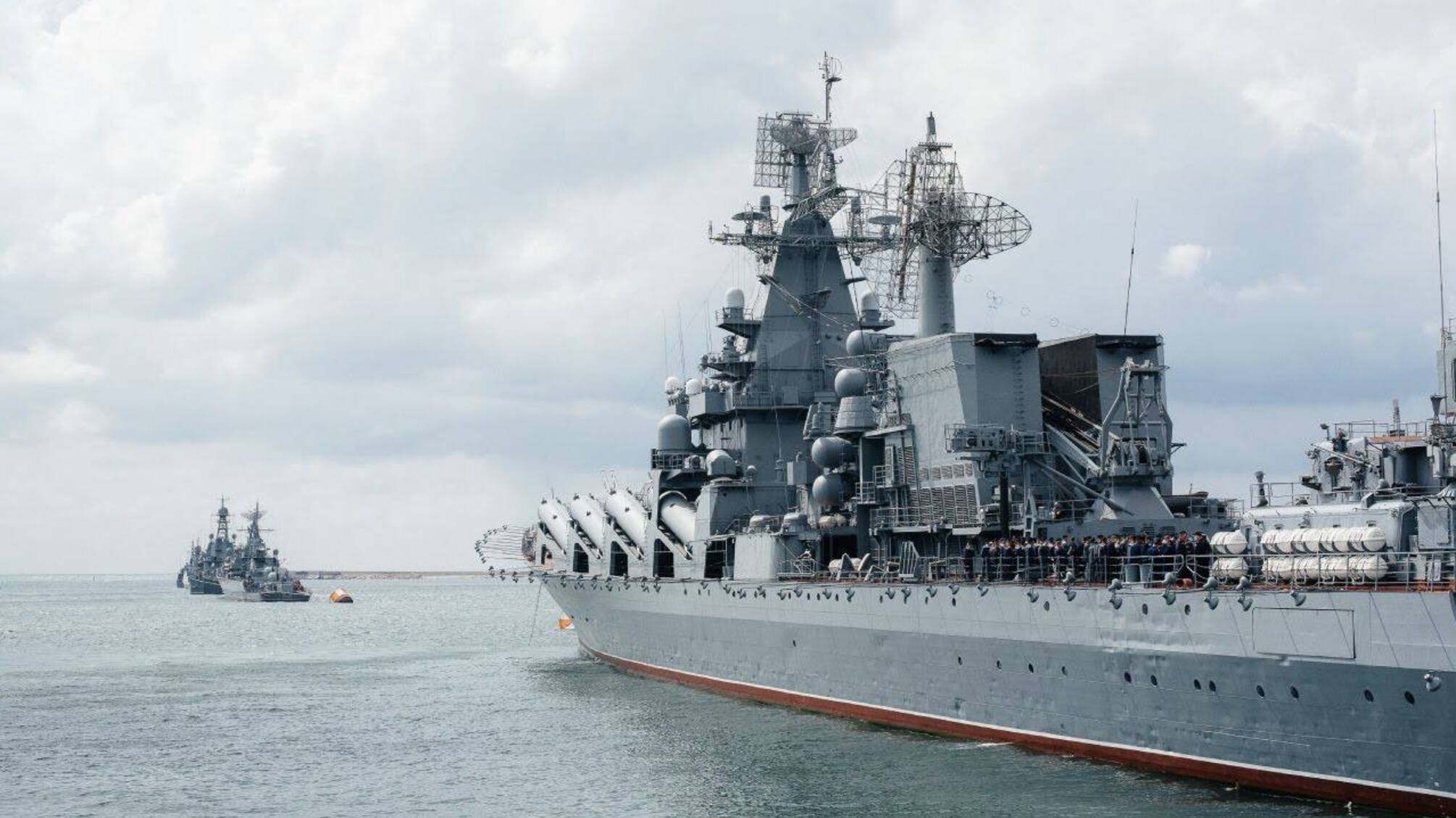 СМИ сообщают, что в Крыму, возможно, затонул еще один российский корабль