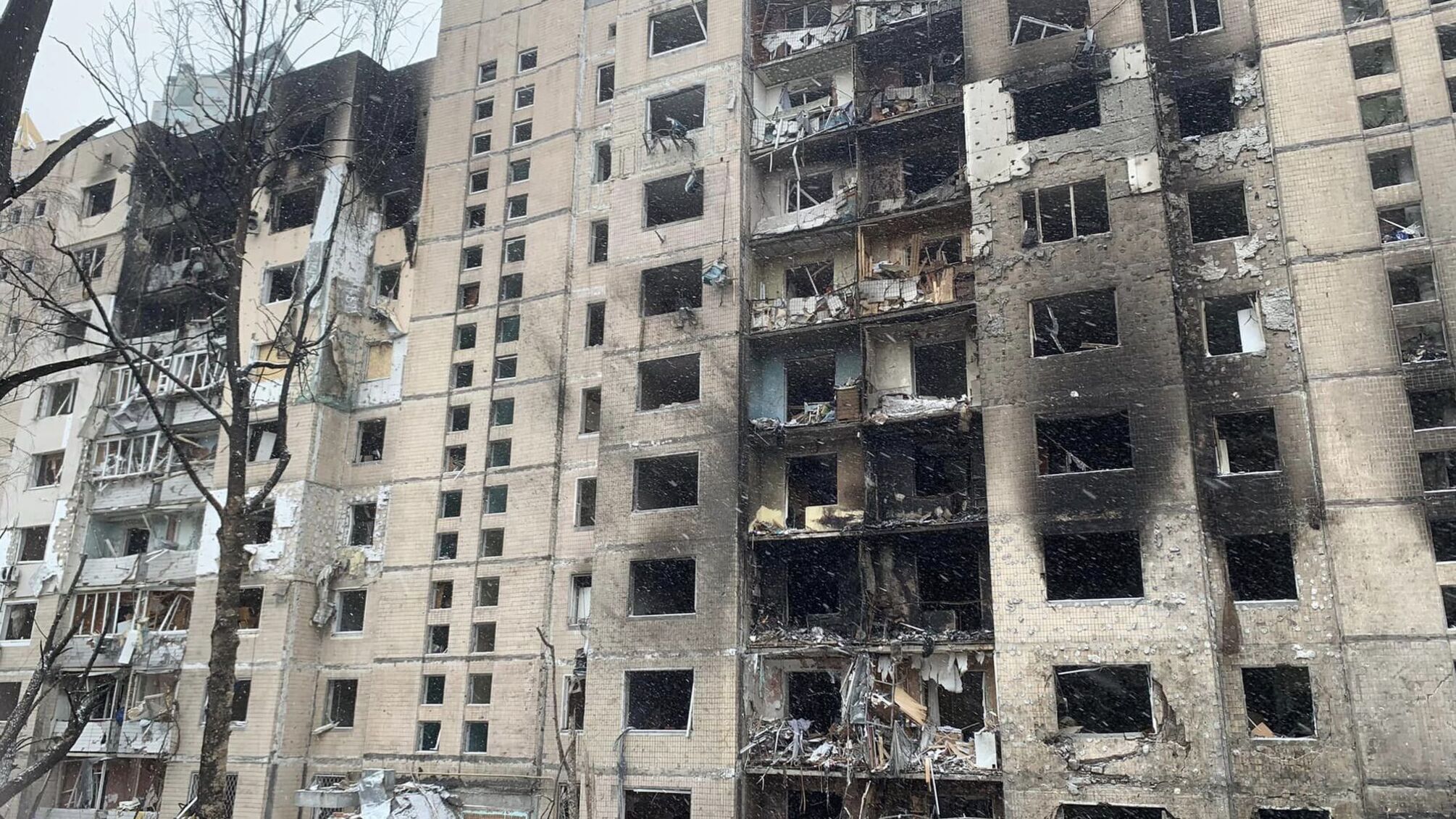 Волонтер та журналіст Аліна Боднар розповіла, як виживають постраждалі від ракетної атаки