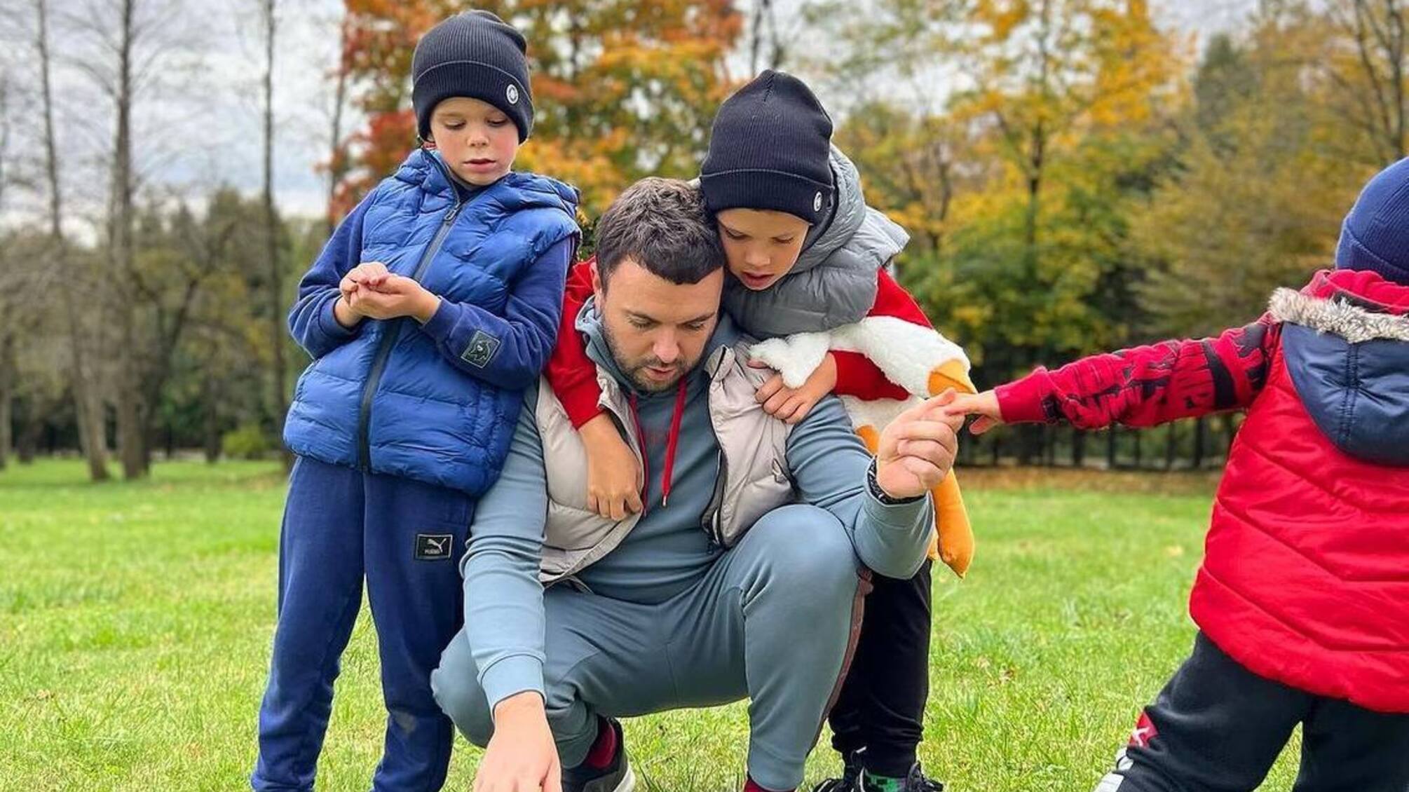 Григорій Решетнік з дітьми