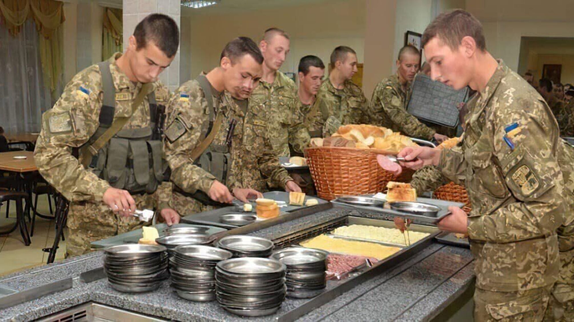 Скільки було вилучено грошей при обшуку у фігурантів - не повідомлялось