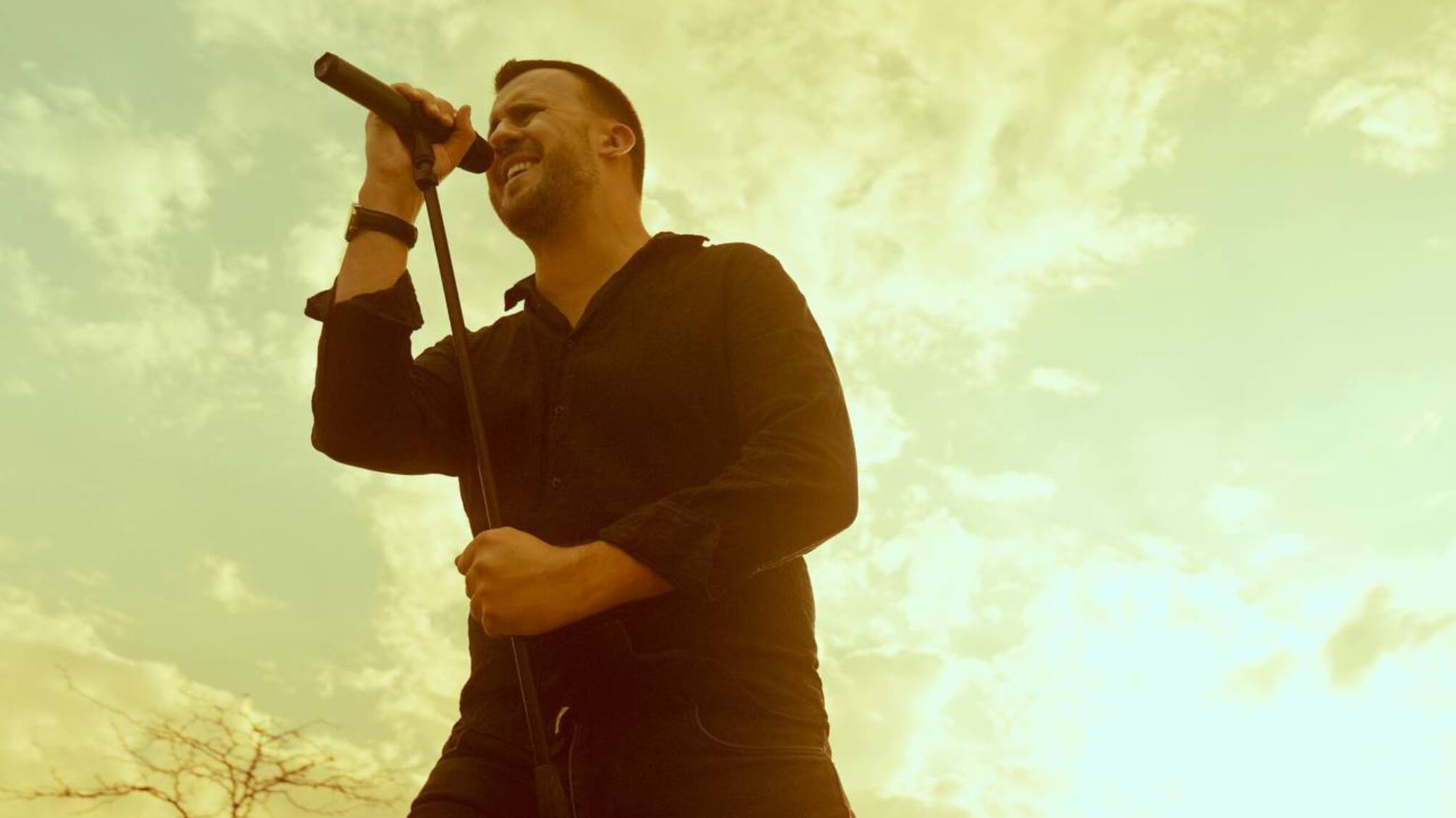 Співак Макс Тищук виступає проти коханців