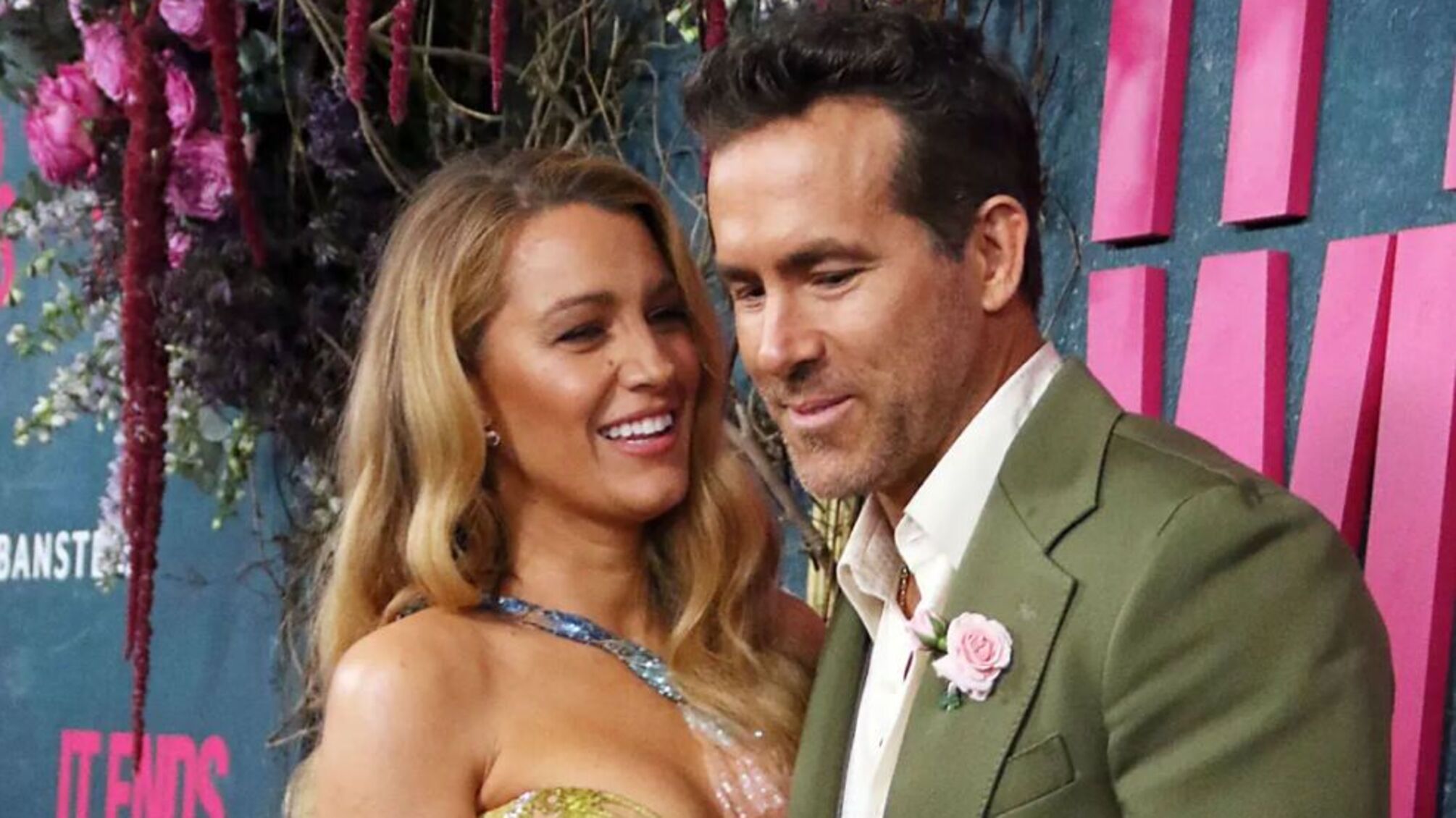 Блейк Лайвлі і Райан Рейнольдс пожертвували $1 млн для постраждалих від урагану