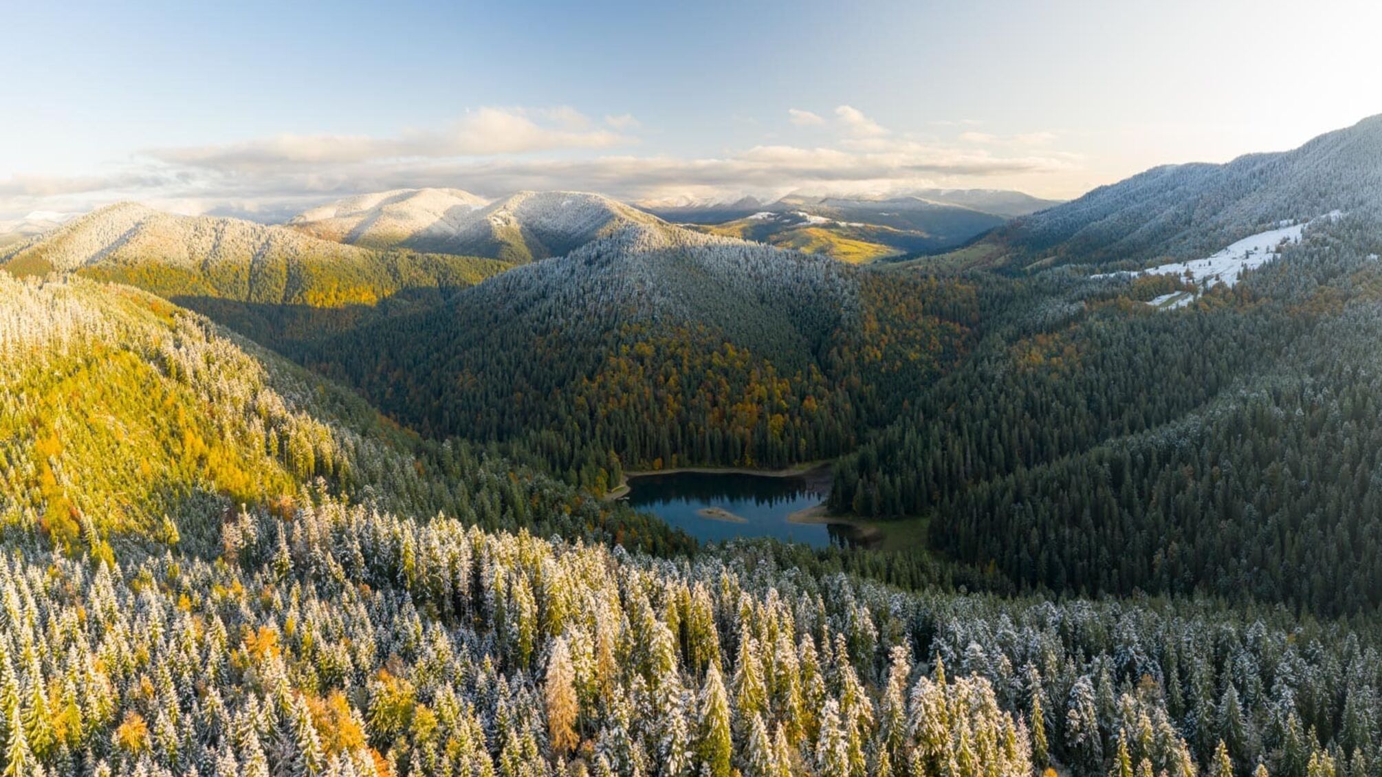 Найглибше озеро України — Синевир