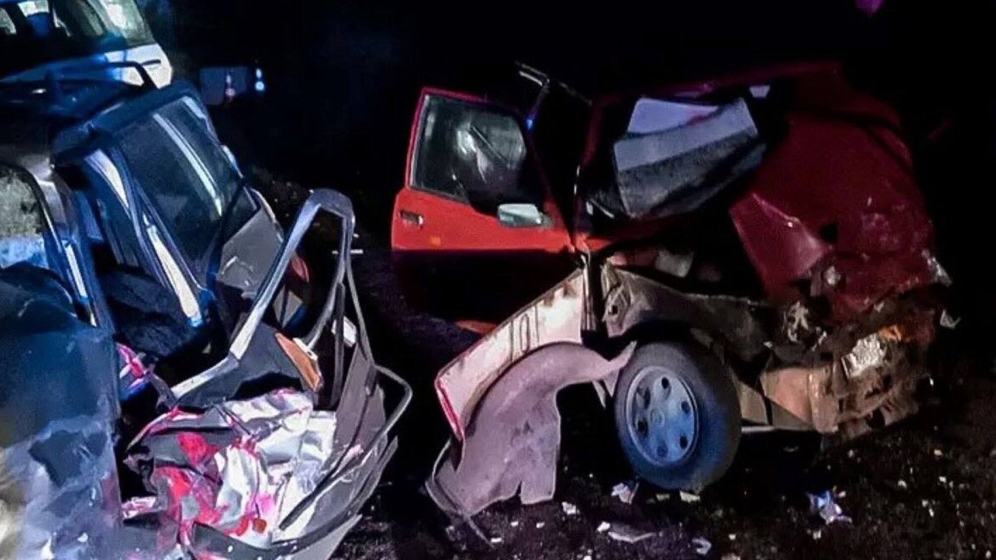 На Київщині внаслідок ДТП загинули двоє чоловіків та постраждав хлопчик