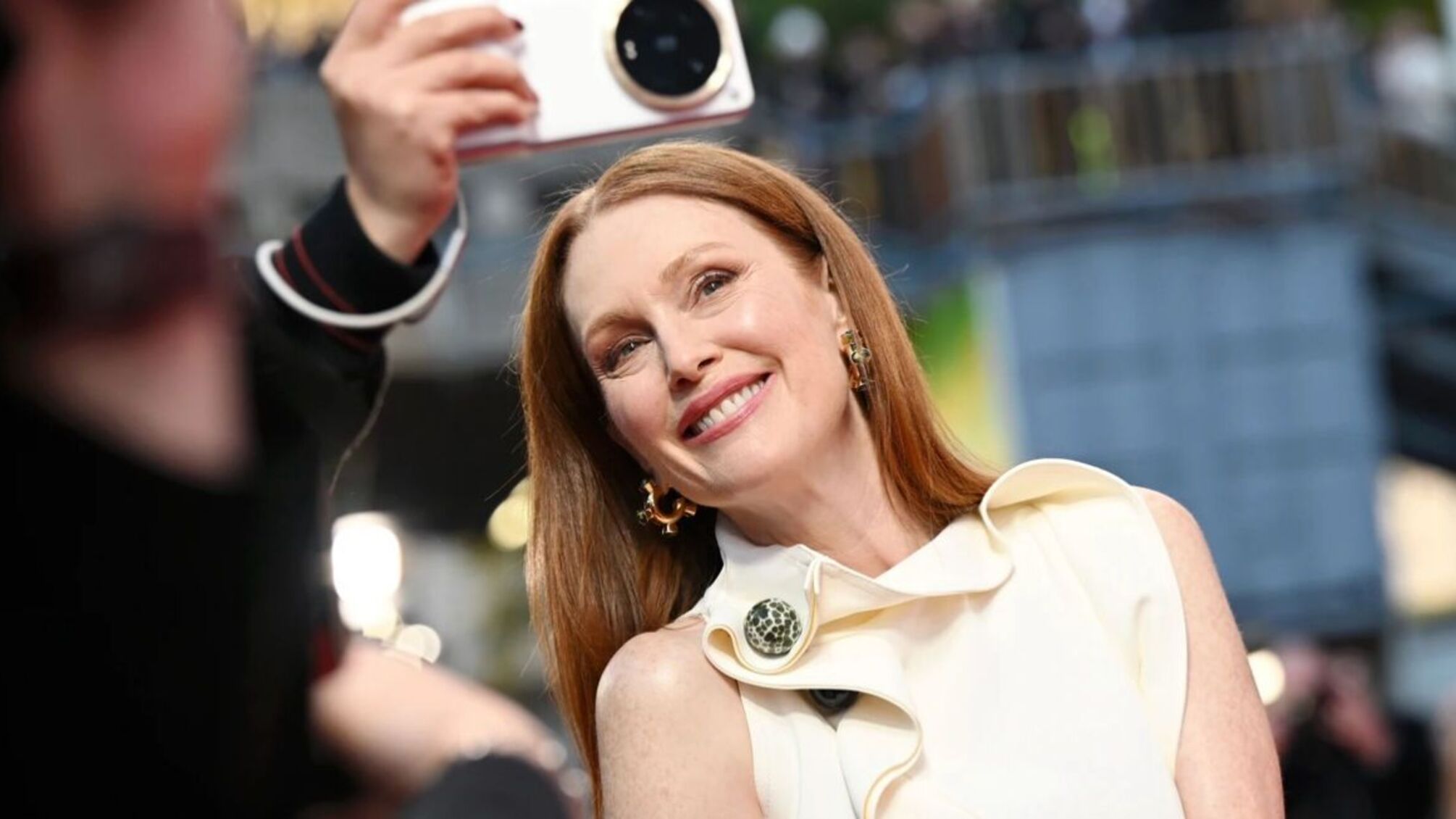 Джуліанна Мур