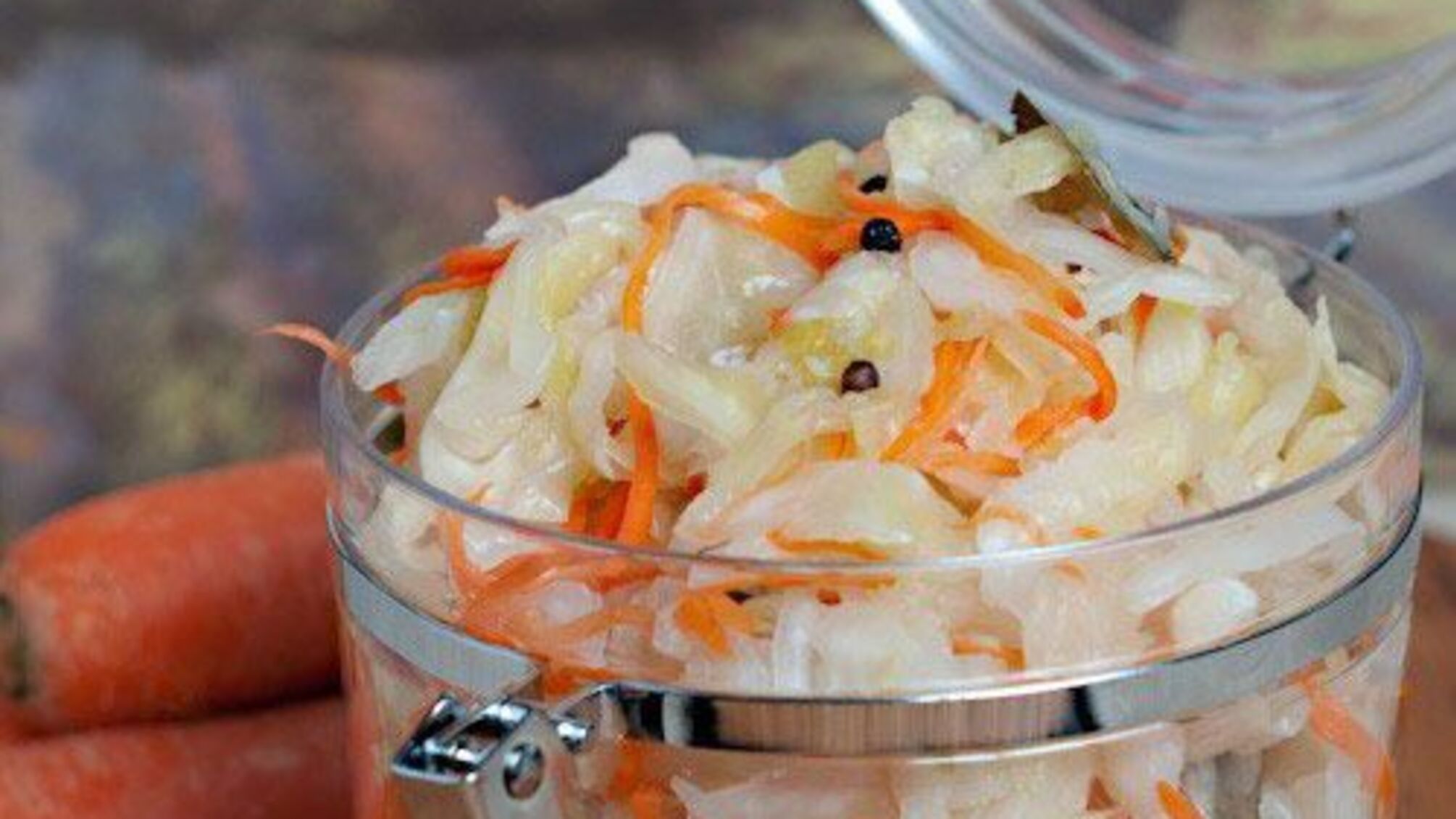 Швидкий рецепт маринованої капусти від СК Лайф