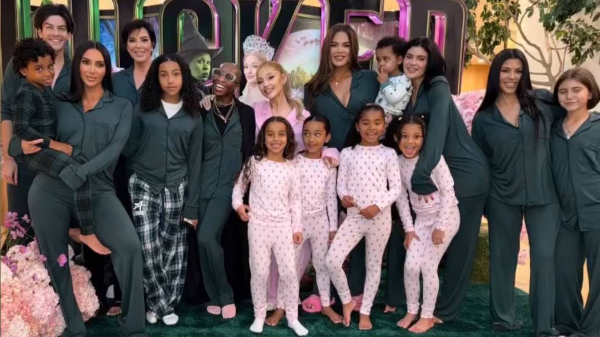 Кім Кардаш'ян поділилася святковими моментами з показу 'Wicked' та зворушила фанатів в Instagram