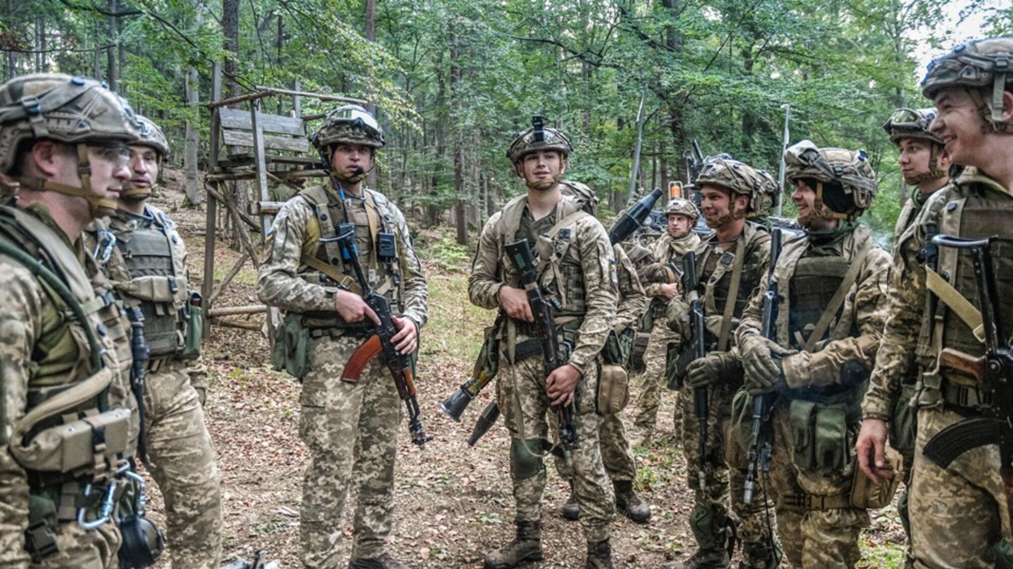 Українські військові