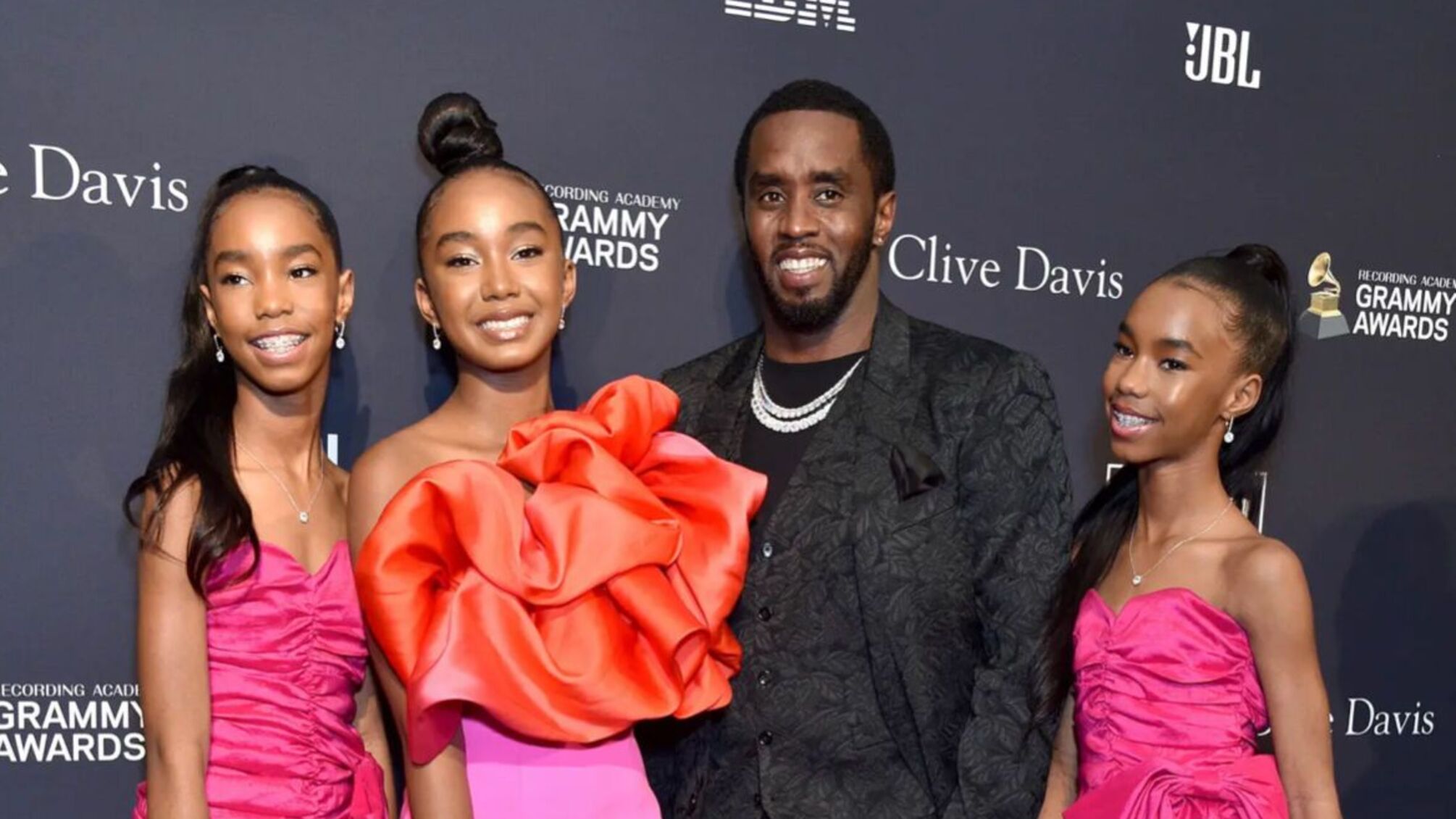 Дочери и мать Шона Комбса посетили его в тюрьме: новые подробности дела