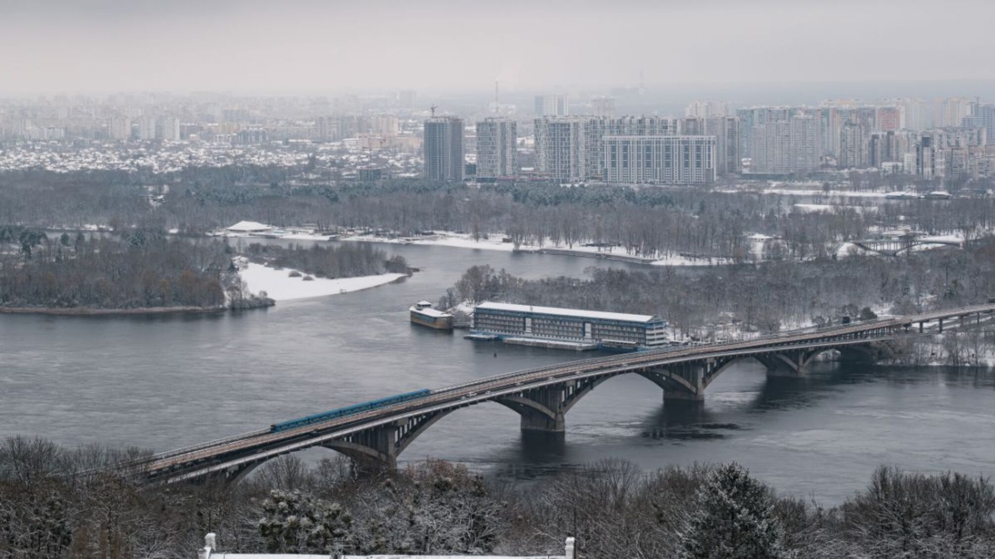 Укренерго запровадило обмеження через дефіцит в енергосистемі