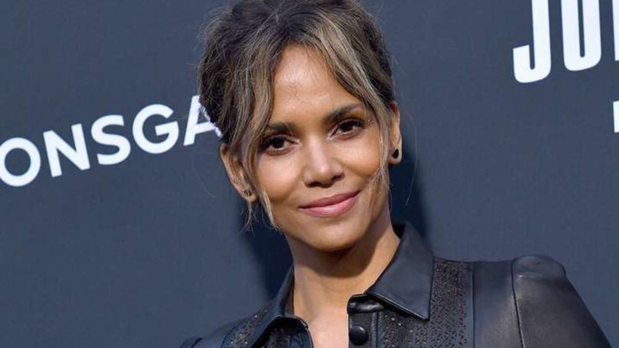 Холлі Беррі