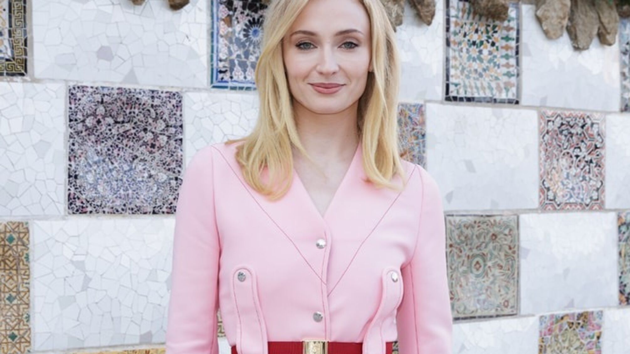 Софи Тернер станет новой Ларой Крофт в сериале Amazon Prime Video