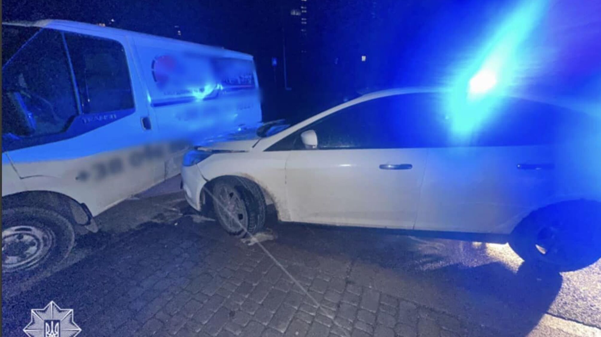 В Ивано-Франковске пьяный водитель убегал от патрульных и врезался в другое авто