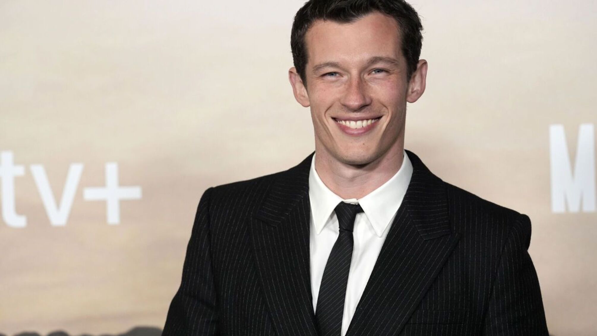 Каллум Тернер став новим обличчям Louis Vuitton