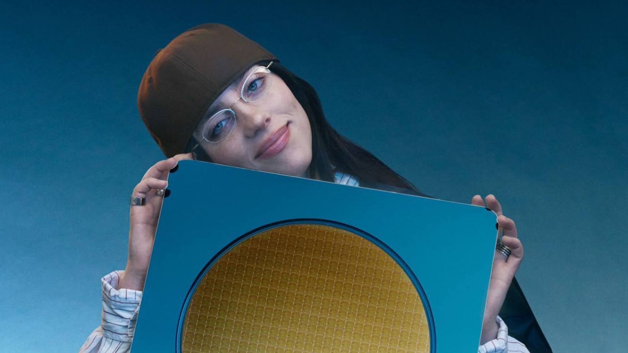 Билли Айлиш стала артистом года по версии Apple Music