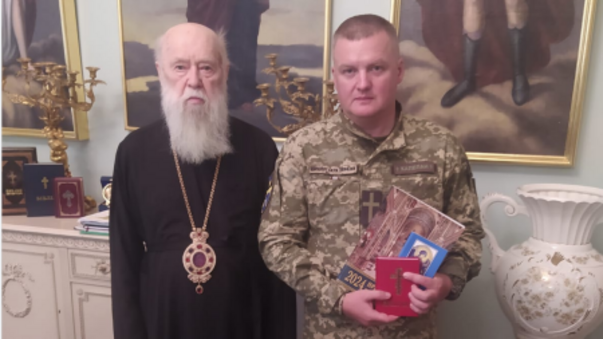 Владимир Чеславский получил медаль Патриарха Филарета