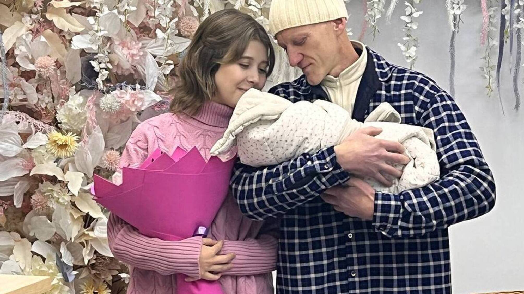 Семья из Татарстана, воспитывающая уже 14 детей