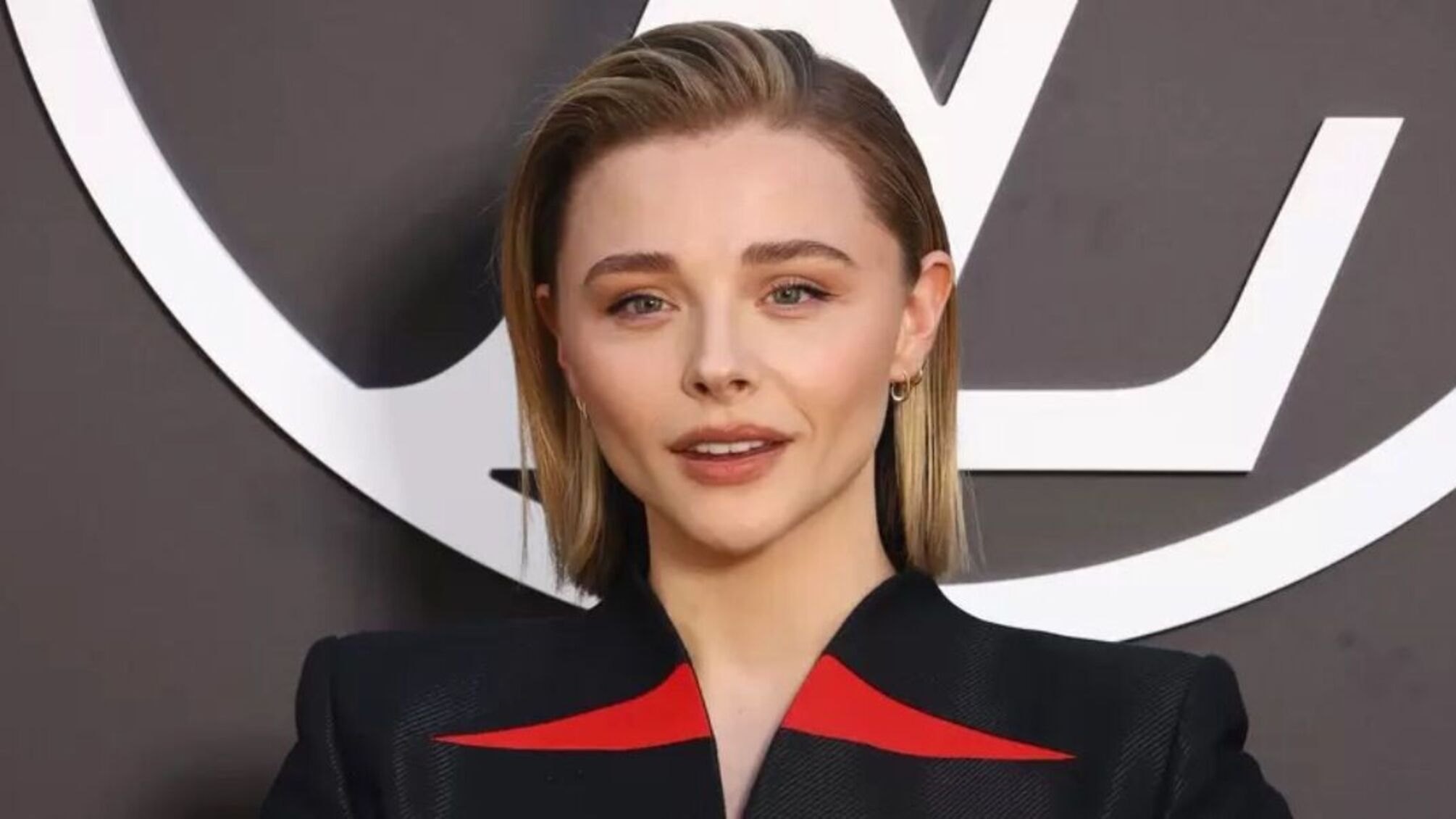 Актриса Хлоя Грейс Морец сделала каминг-аут и выразила поддержку Камали Гаррис