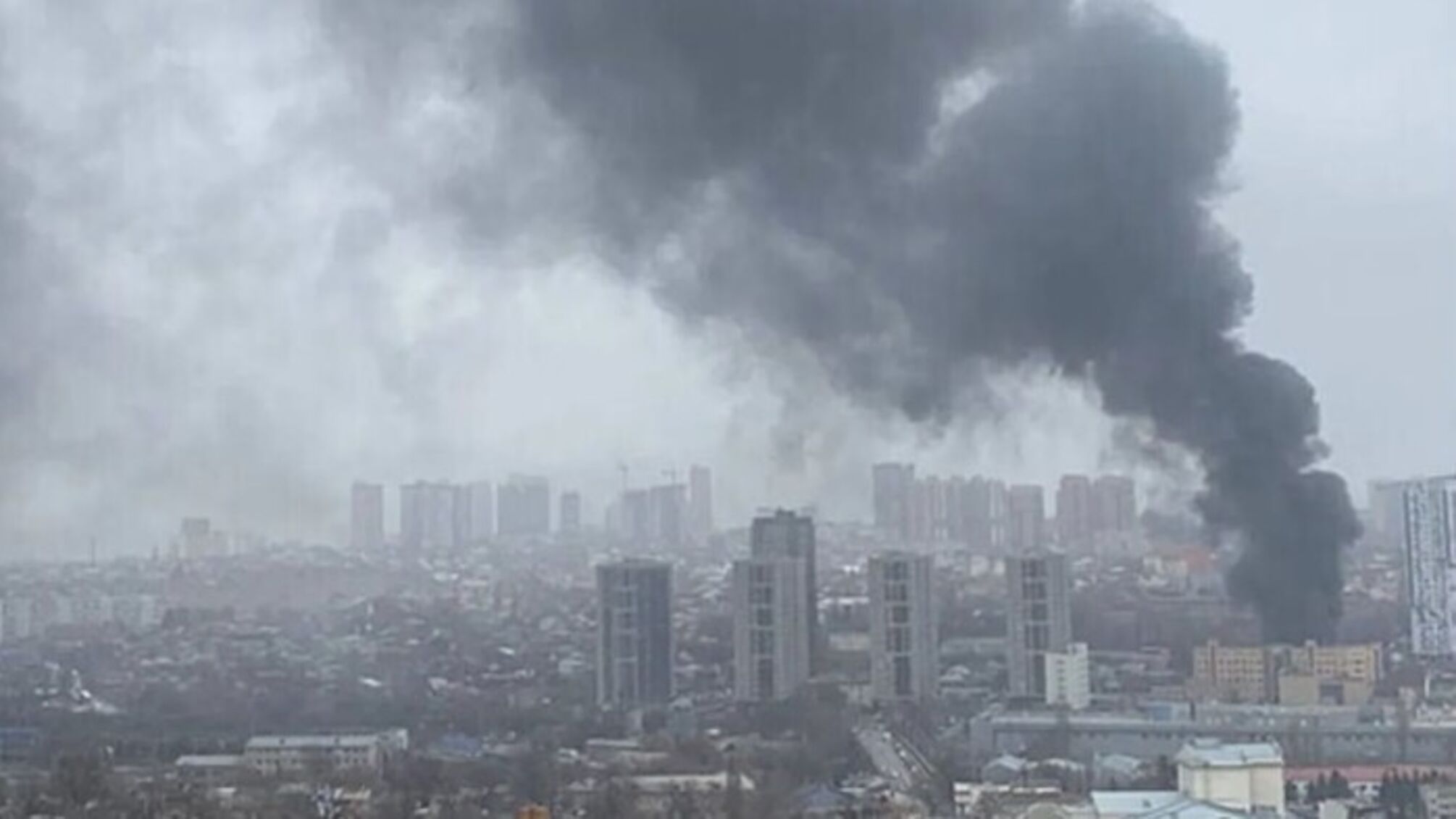 Вибухи в росії: пожежа на 'Ростсельмаші' та уламки поблизу 'Роствертола'