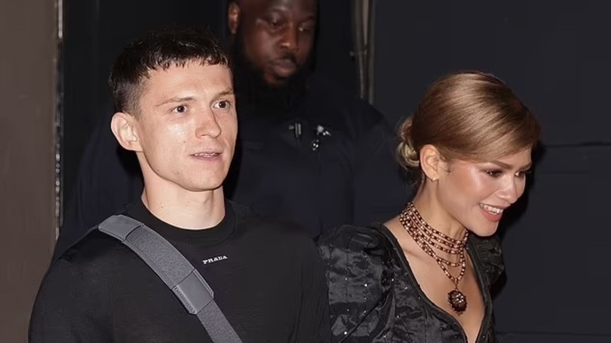 Рождественские традиции Тома Холланда: празднование с семьей Зендай